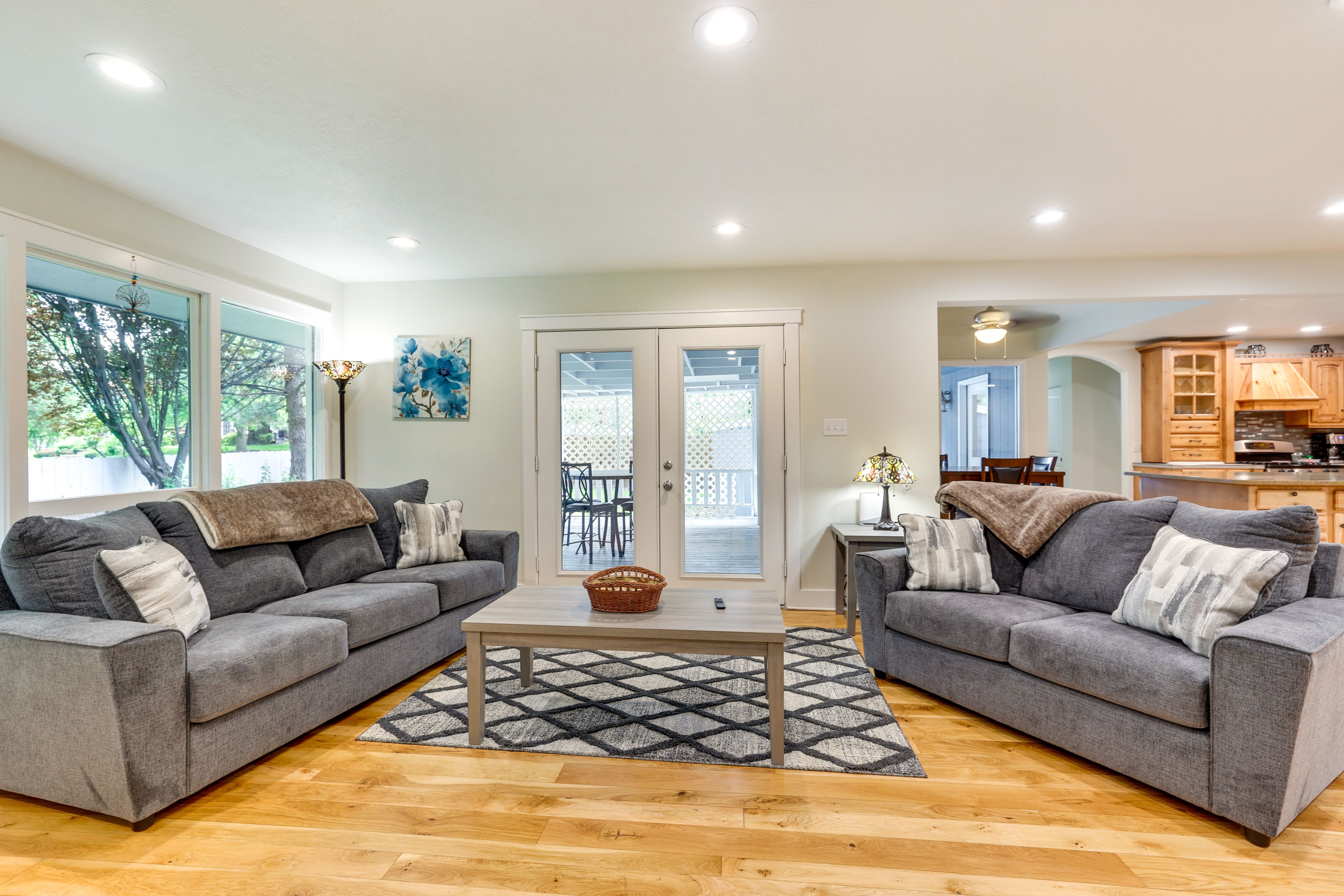 Back Living Area | Smart TV w/ Cable | Gas Fireplace