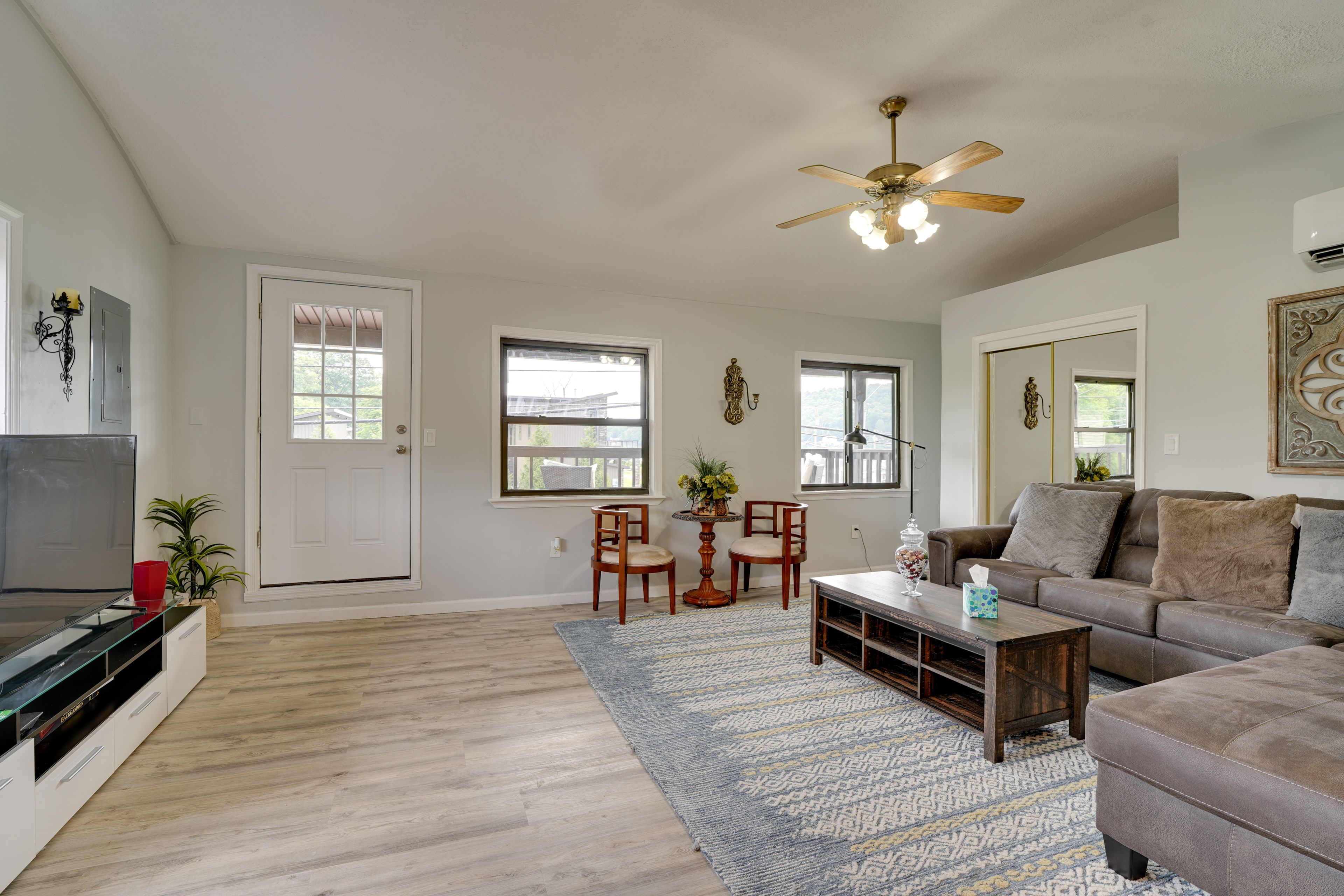 Living Room | Smart TV w/ Cable | 4 Mini-Split A/C Units | Central Heat