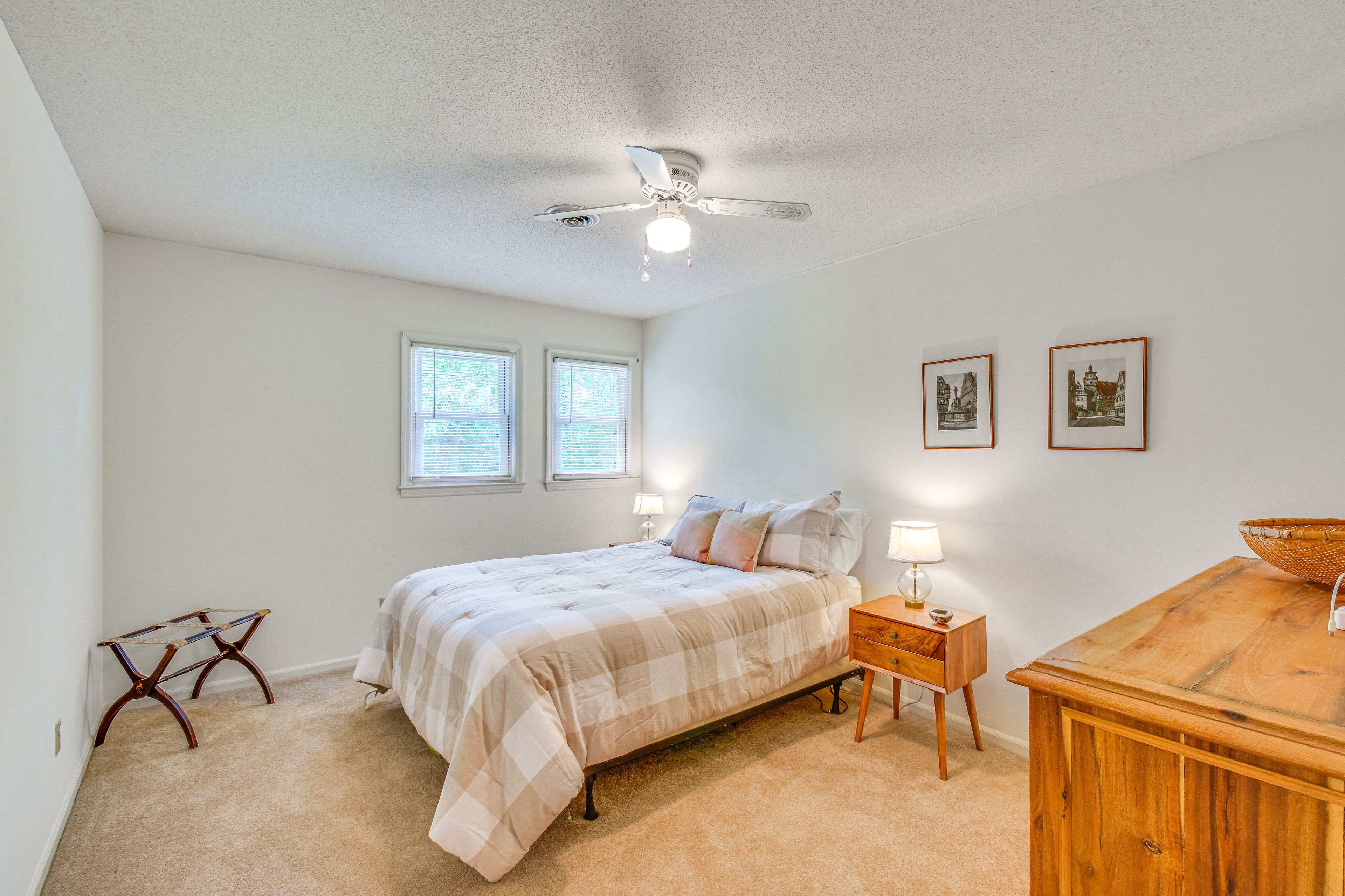 Bedroom 2 | 3rd Floor | Queen Bed