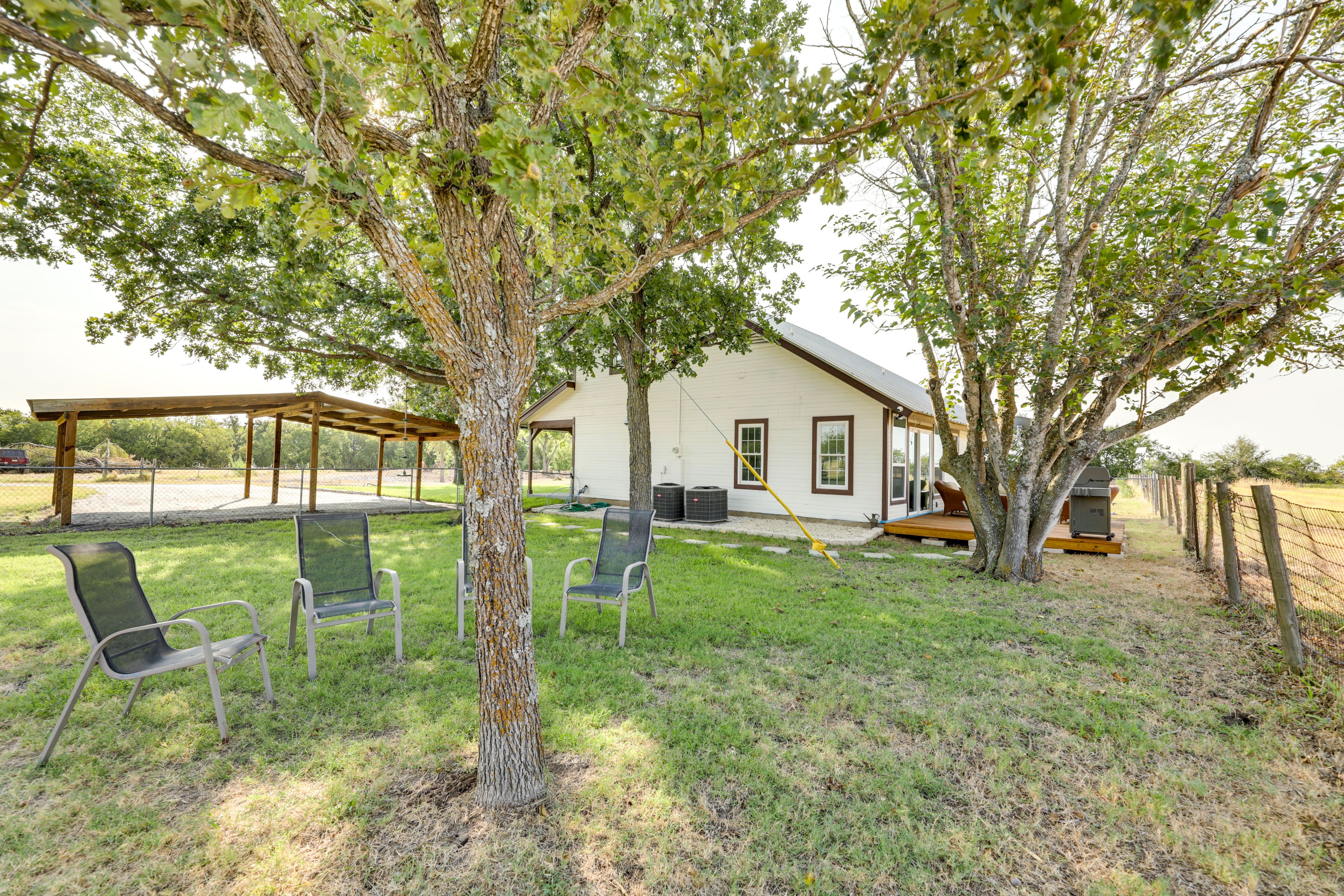 Fenced Yard