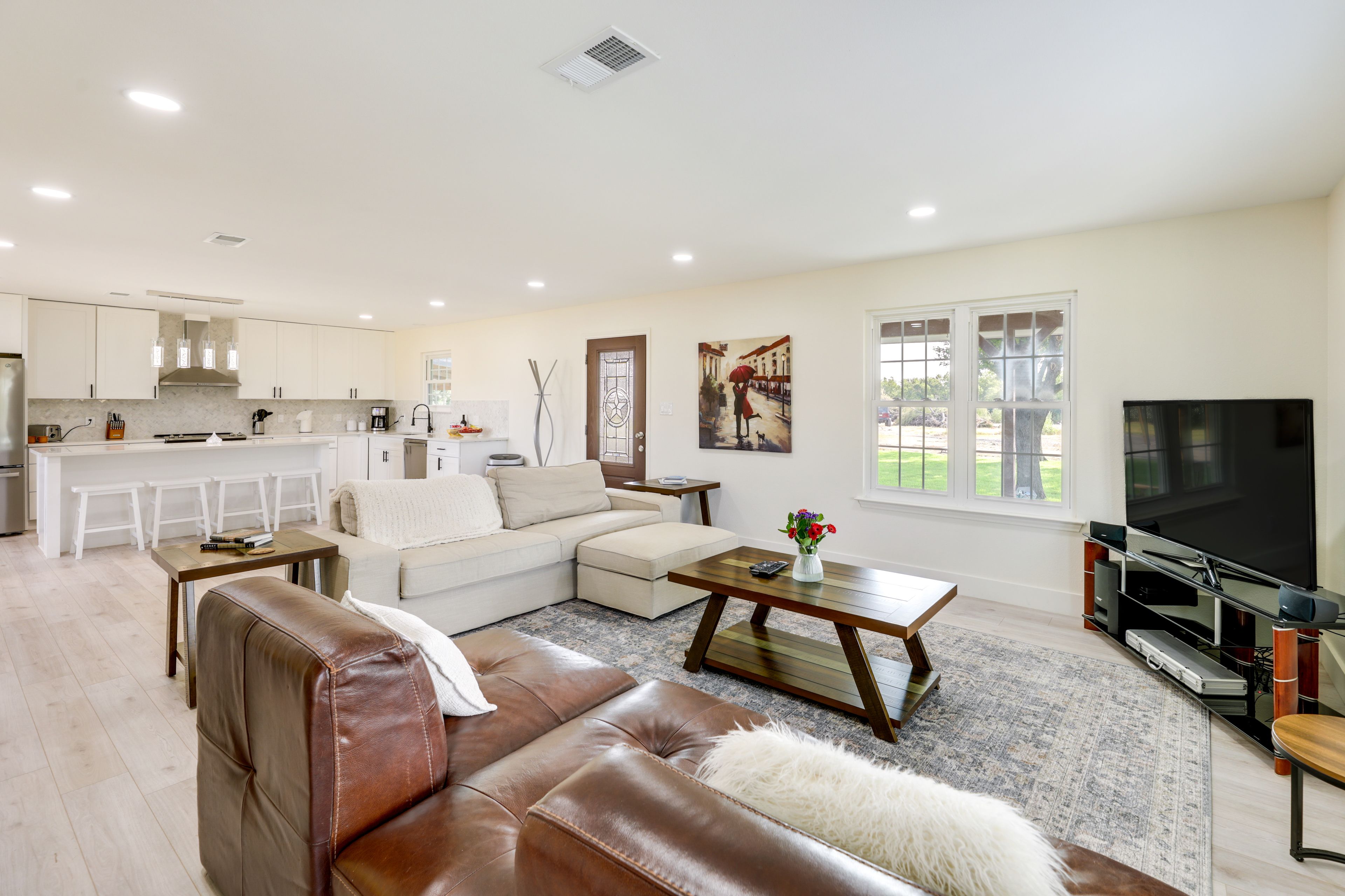 Living Room | Central Heating & A/C | In-Unit Laundry | 8 Mi to Downtown Elgin