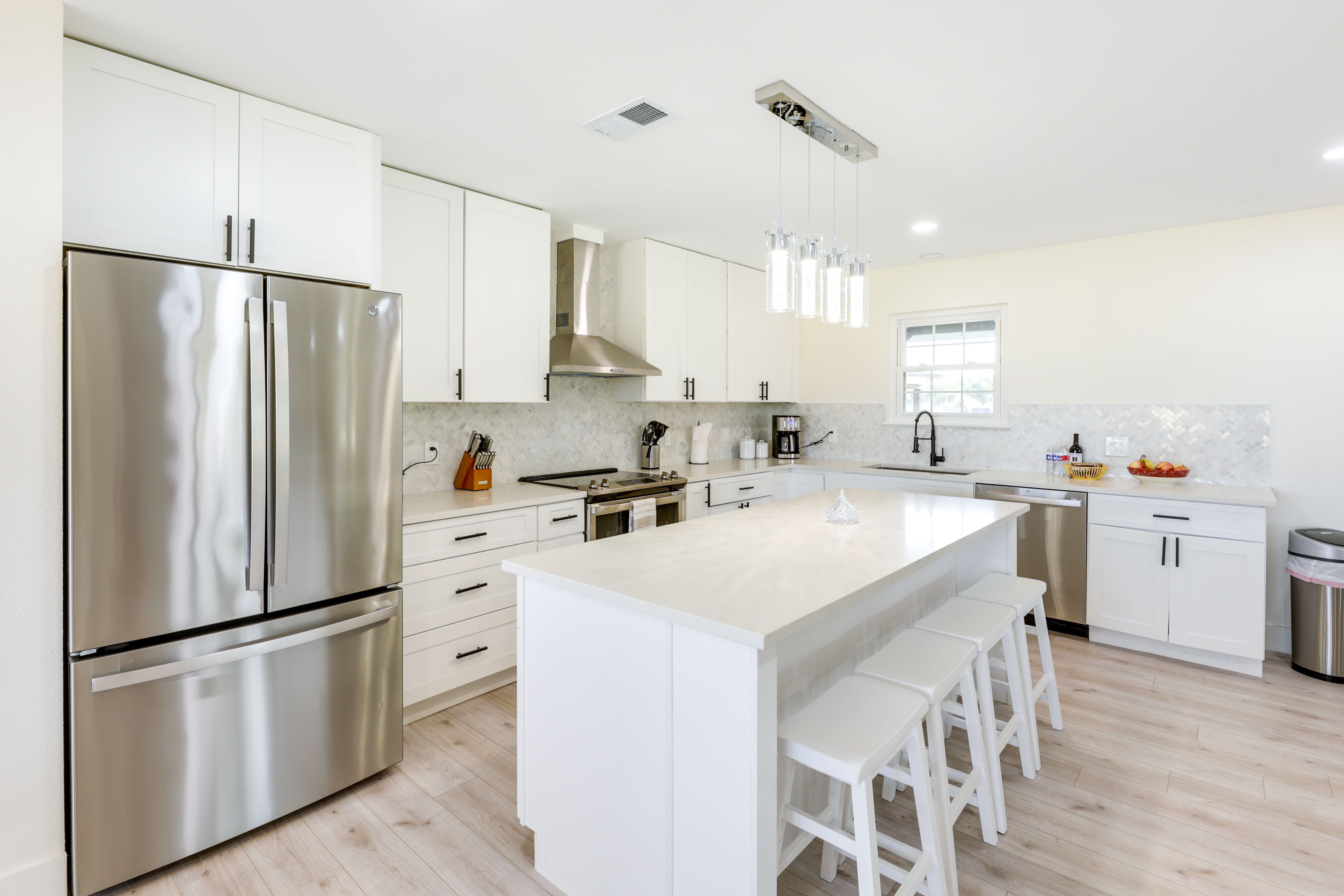 Kitchen | 1st Floor | Bar Seating | Coffee Maker | Toaster | Cooking Basics