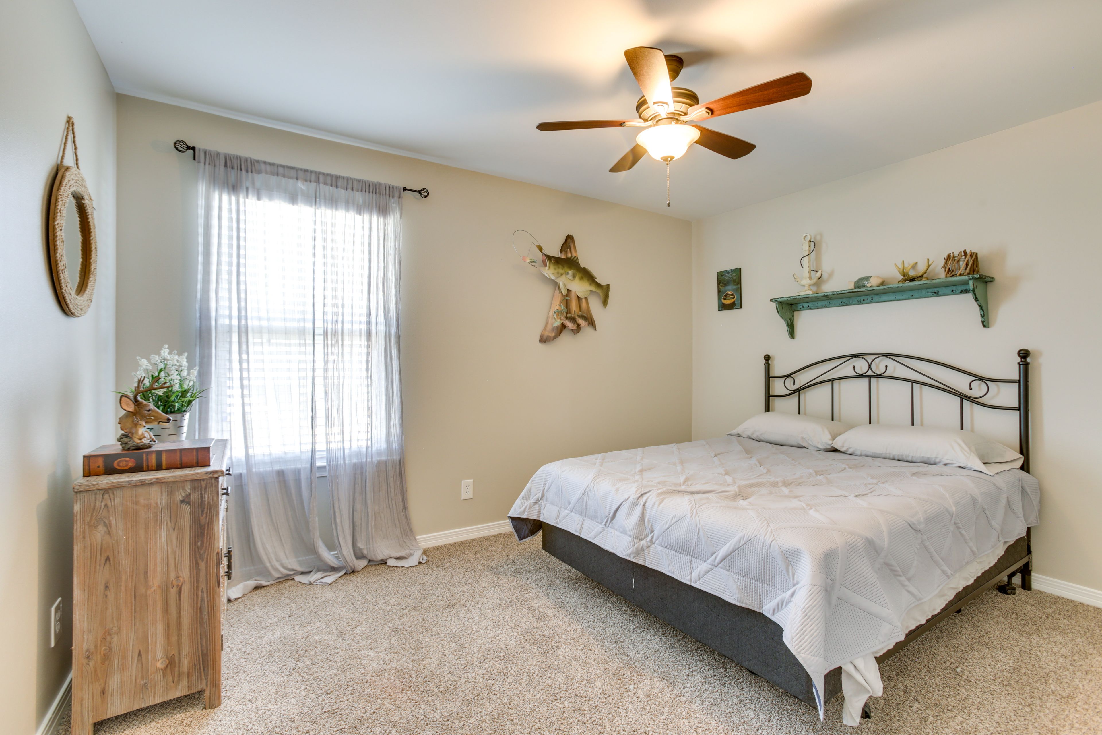 Bedroom 2 | Main Level | Queen Bed
