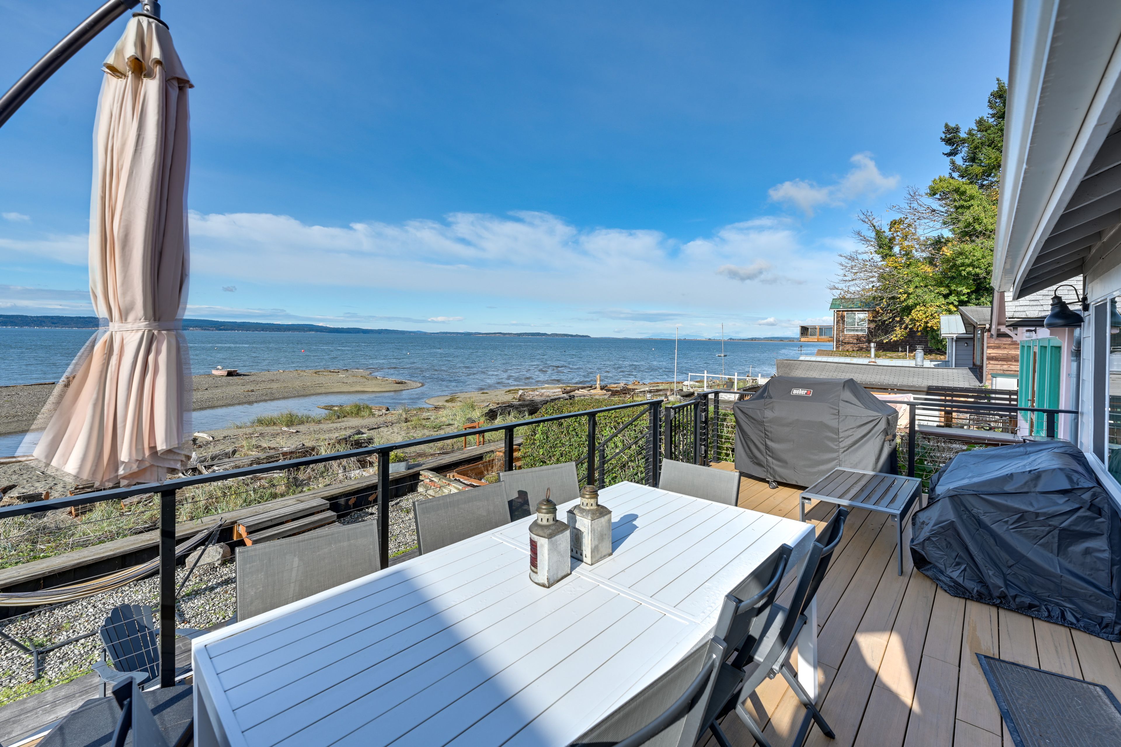 Deck | Dog Friendly w/ Fee
