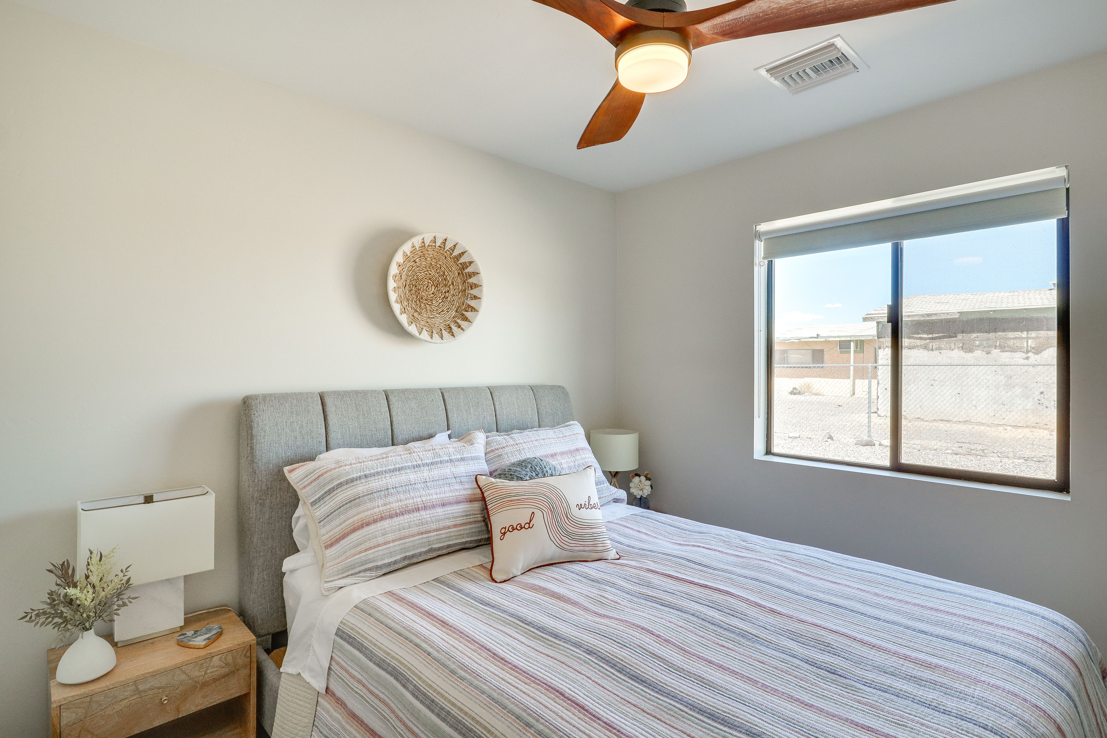 Bedroom 2 | Queen Bed