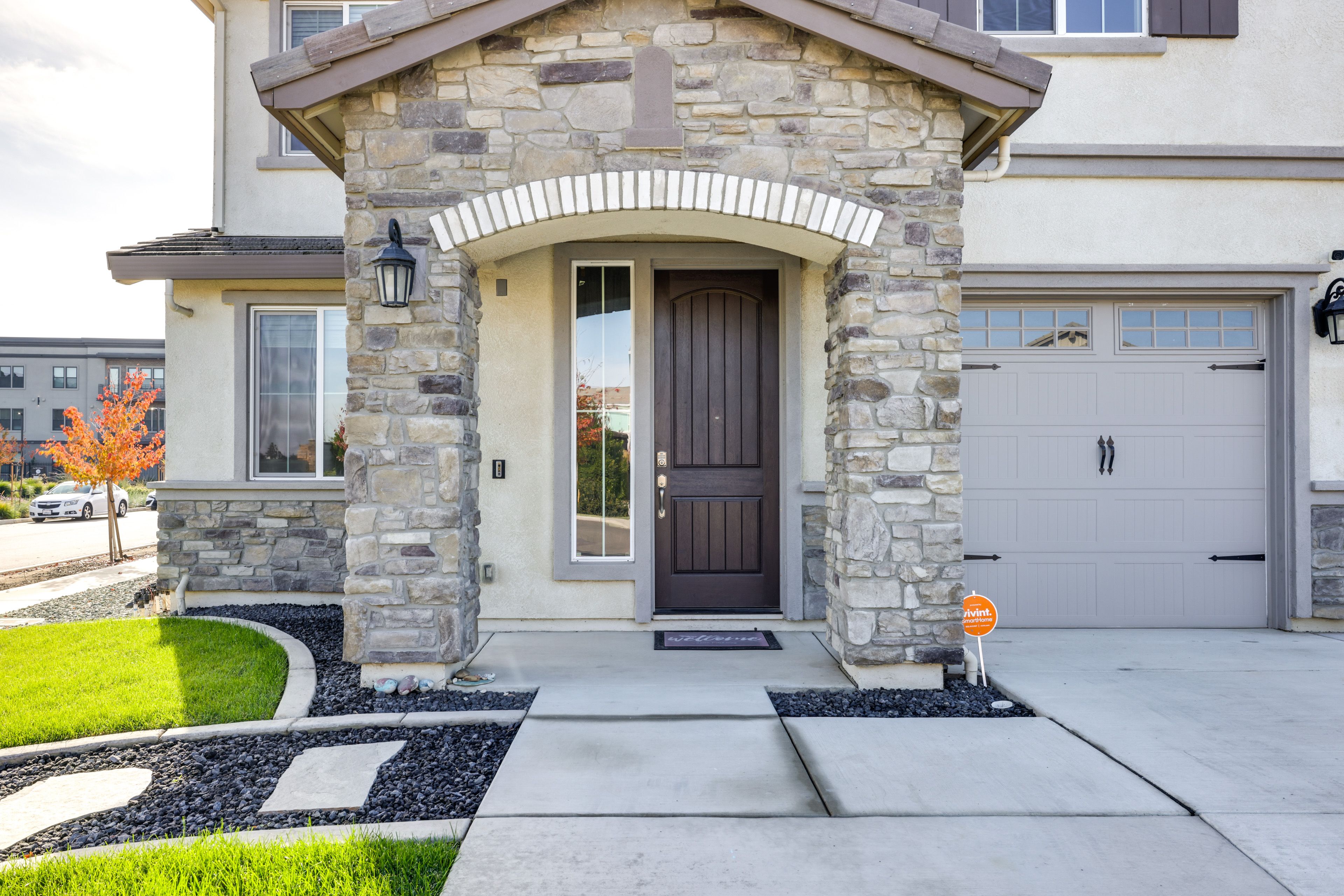 House Exterior | Keyless Entry