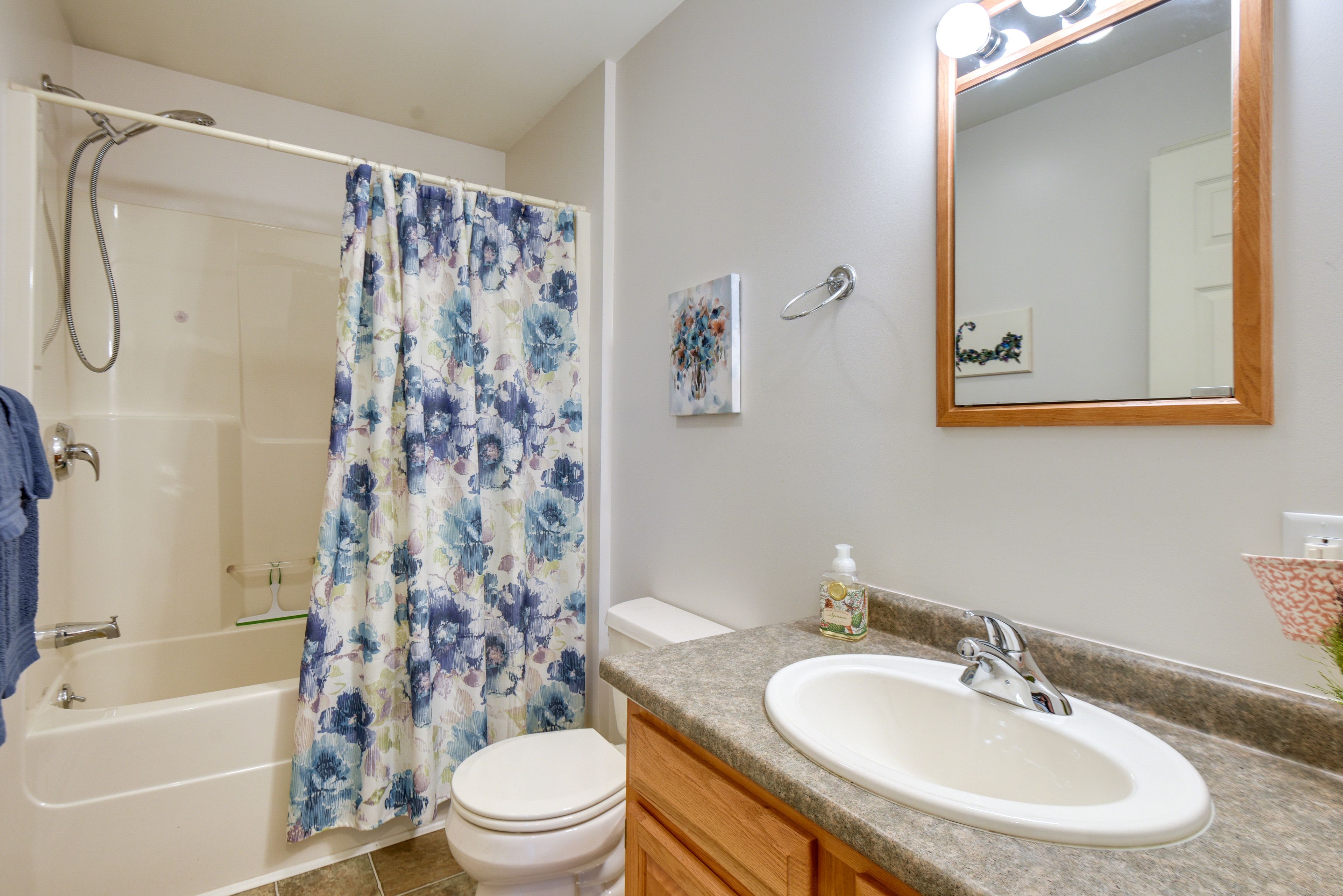 Bathroom | Towels Provided