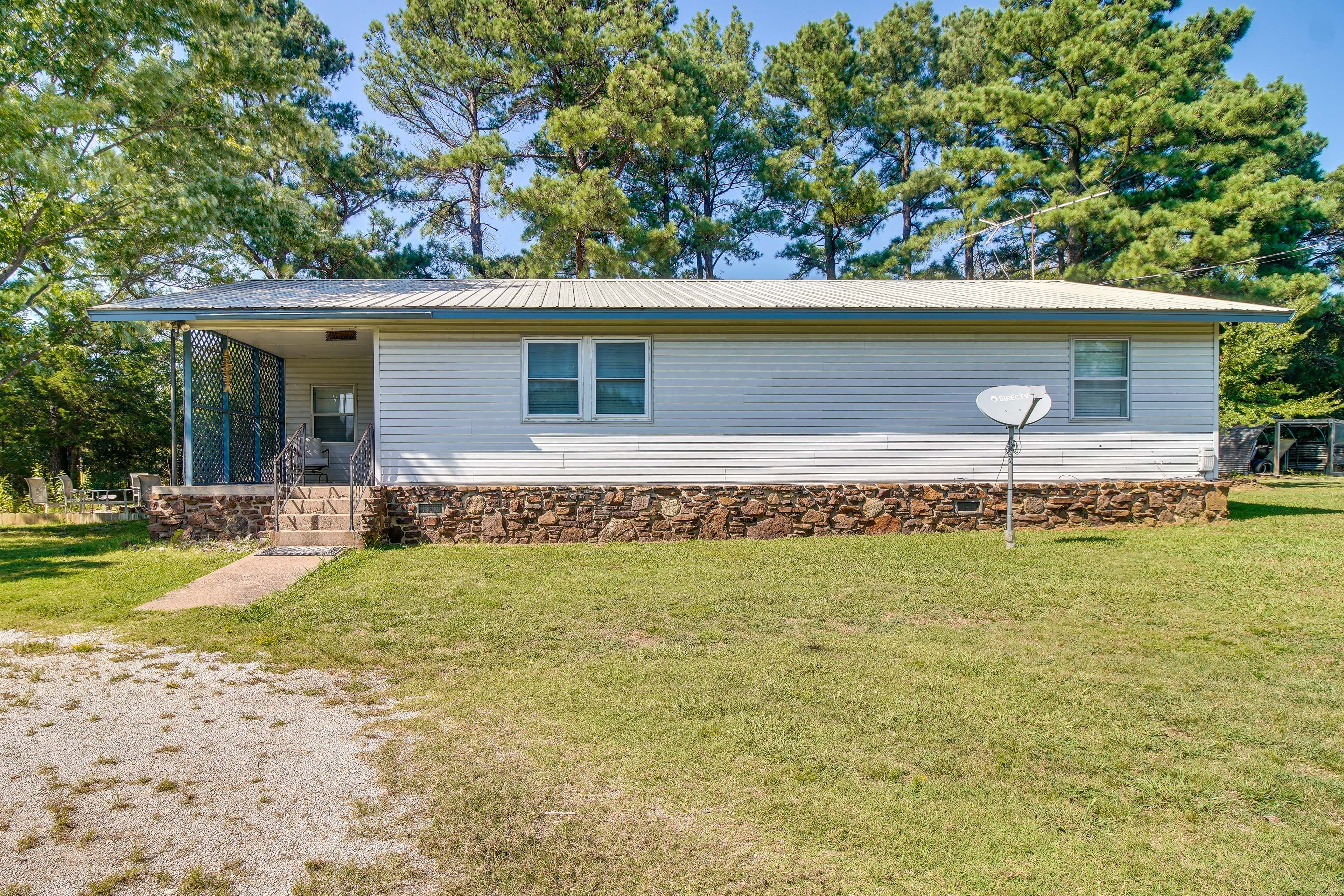 House Exterior | Keyless Entry