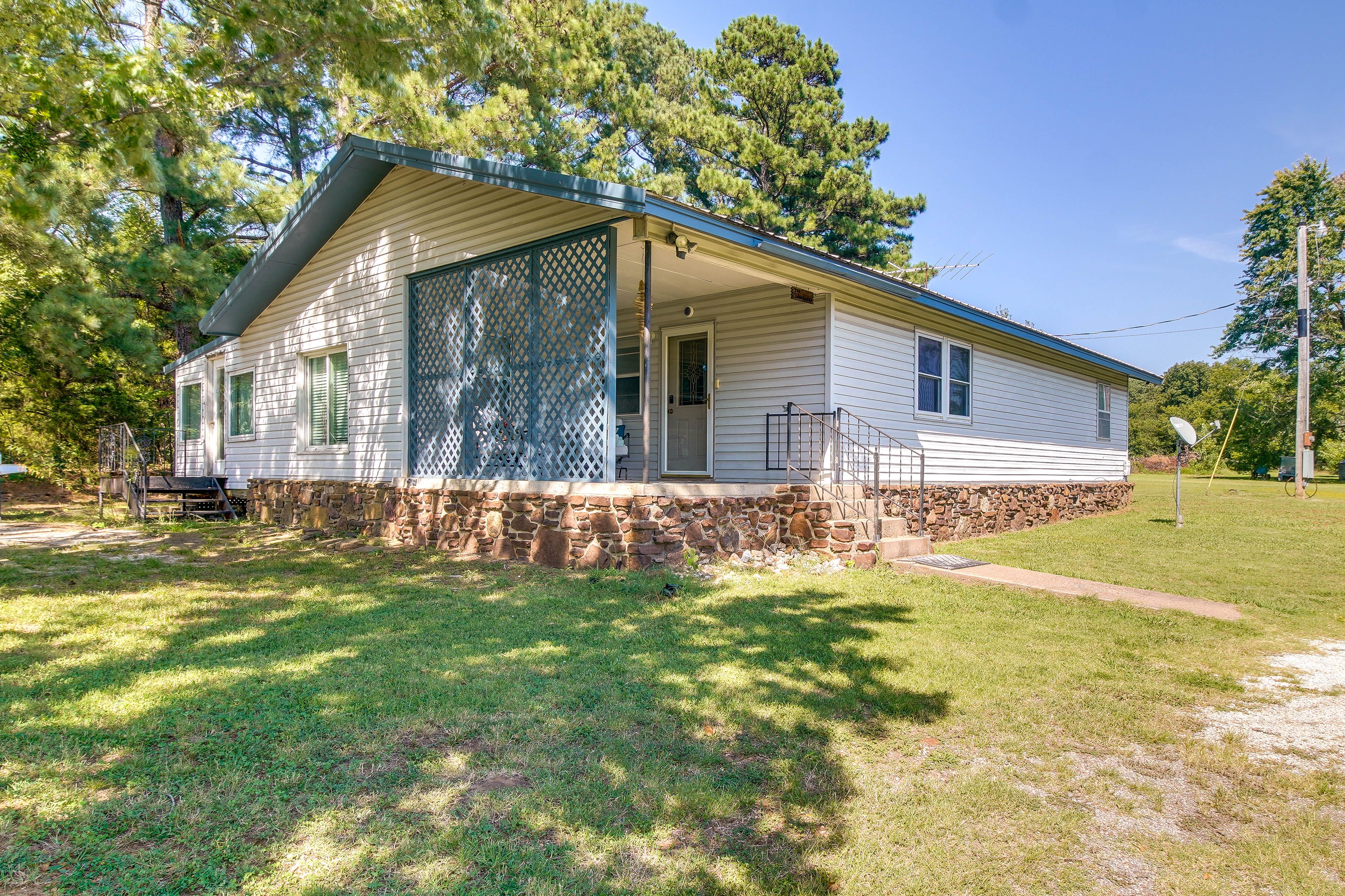 Cookson Vacation Rental | 3BR | 2BA | 2,100 Sq Ft | Stairs Required