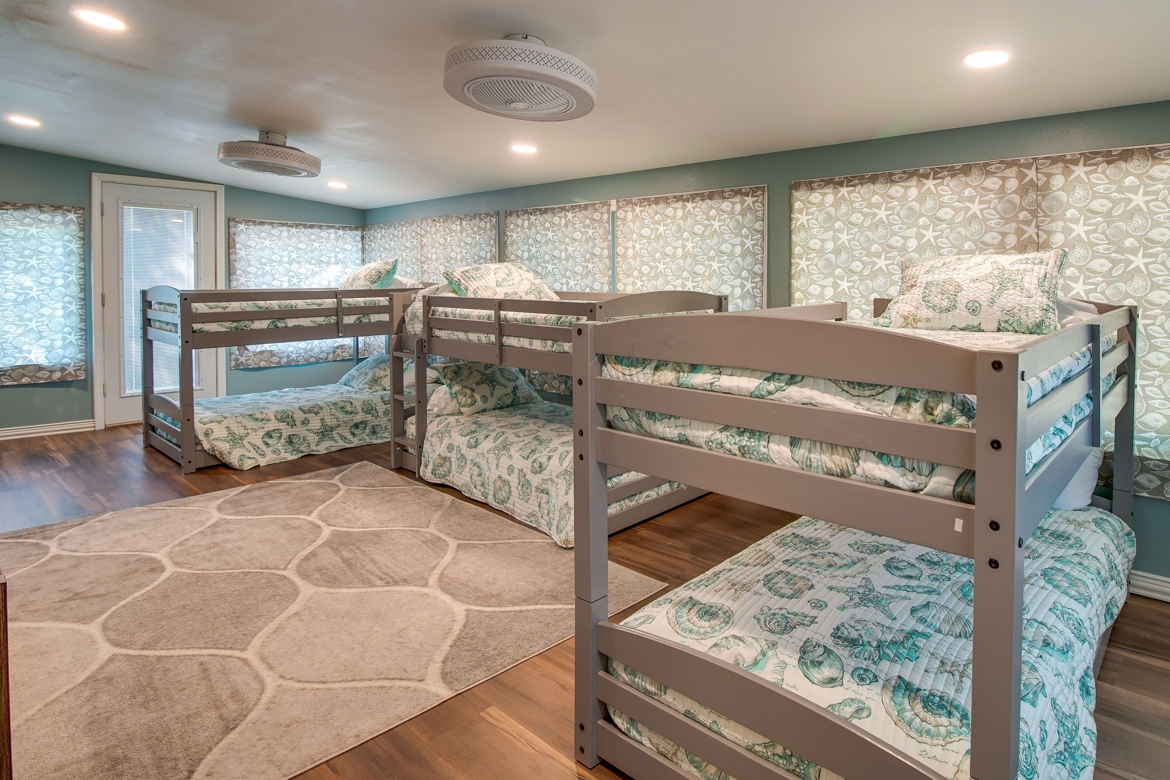 Bedroom 3 | 3 Twin Bunk Beds | Smart TV