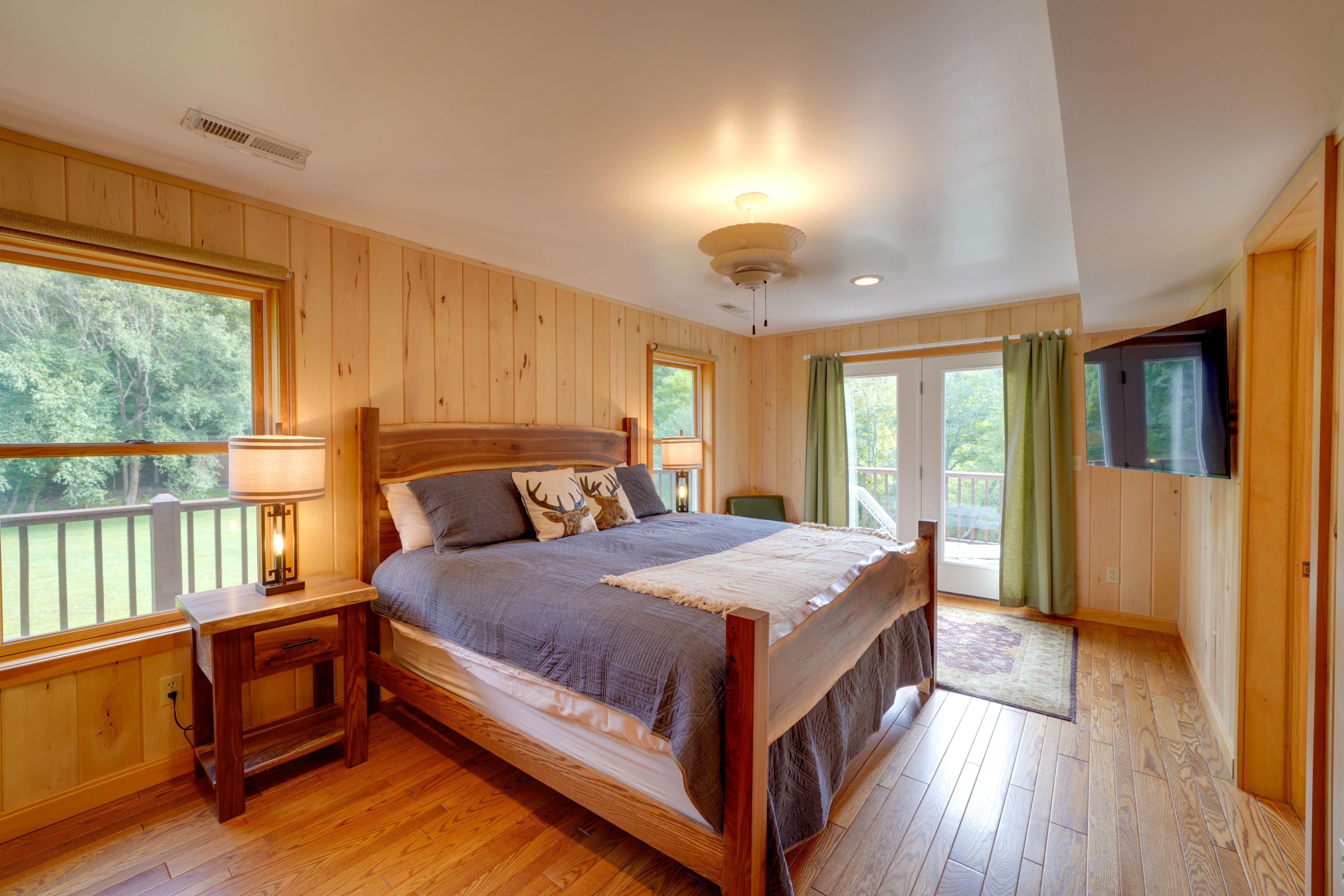 Bedroom Suite | King Bed | En-Suite Bathroom | Access to Deck | Flat-Screen TV