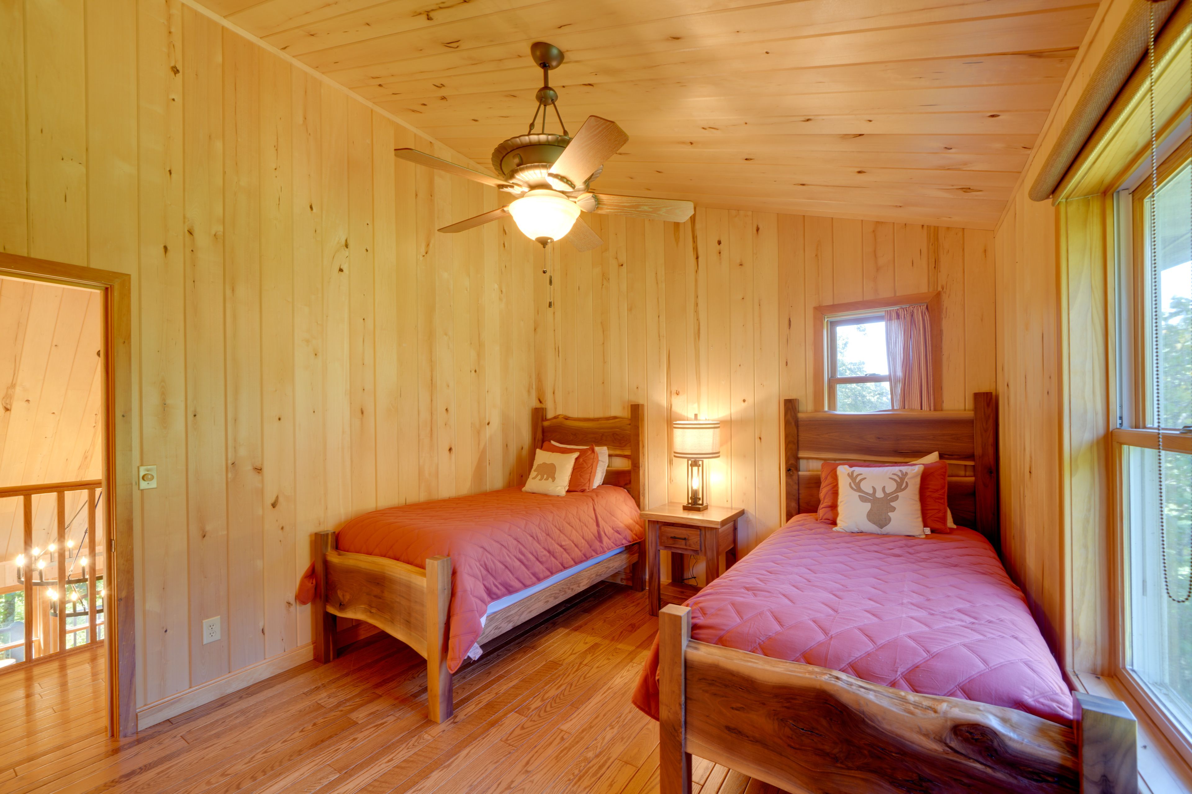 Bedroom 4 | 2 Twin Beds