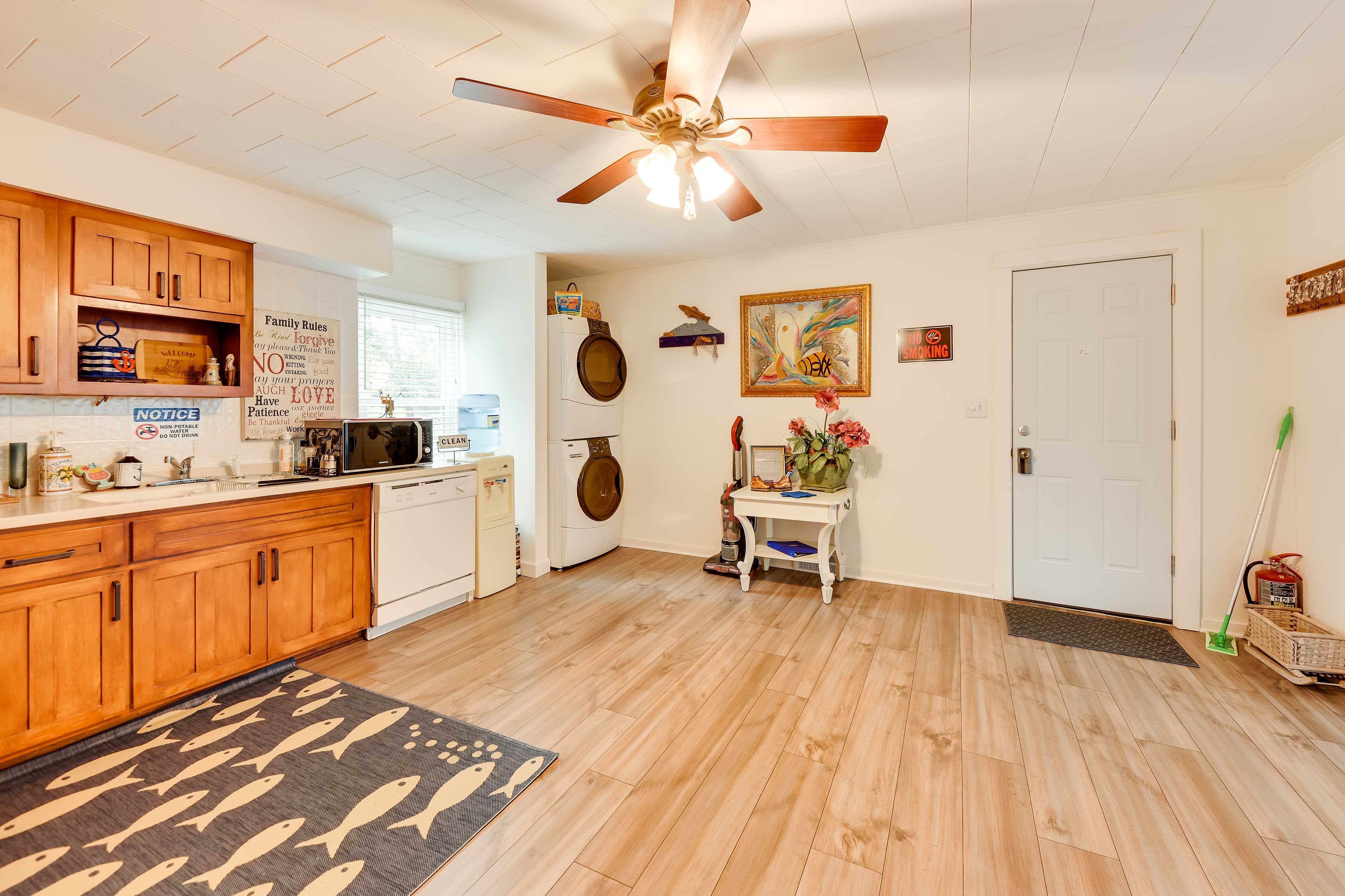 Kitchen | 1st Floor | Coffee Maker | Cooking Basics | Washer & Dryer