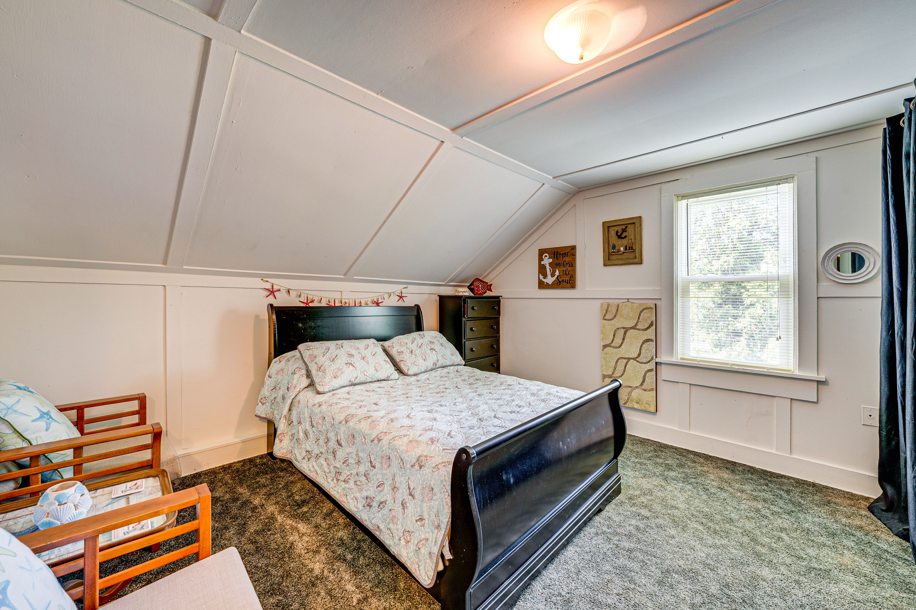Bedroom 1 | 2nd Floor | Full Bed | Linens Provided