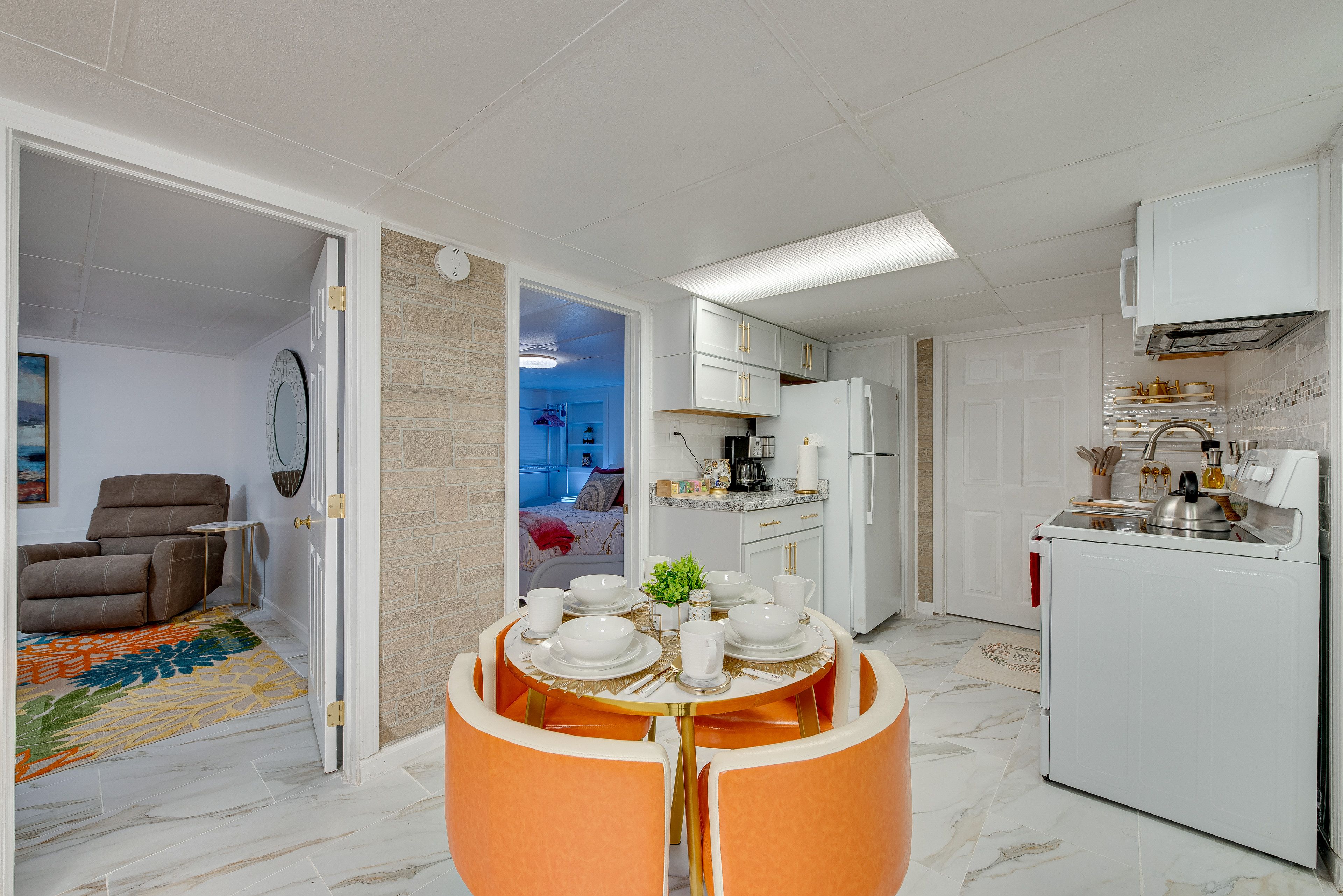 Dining Area | Dishware & Flatware