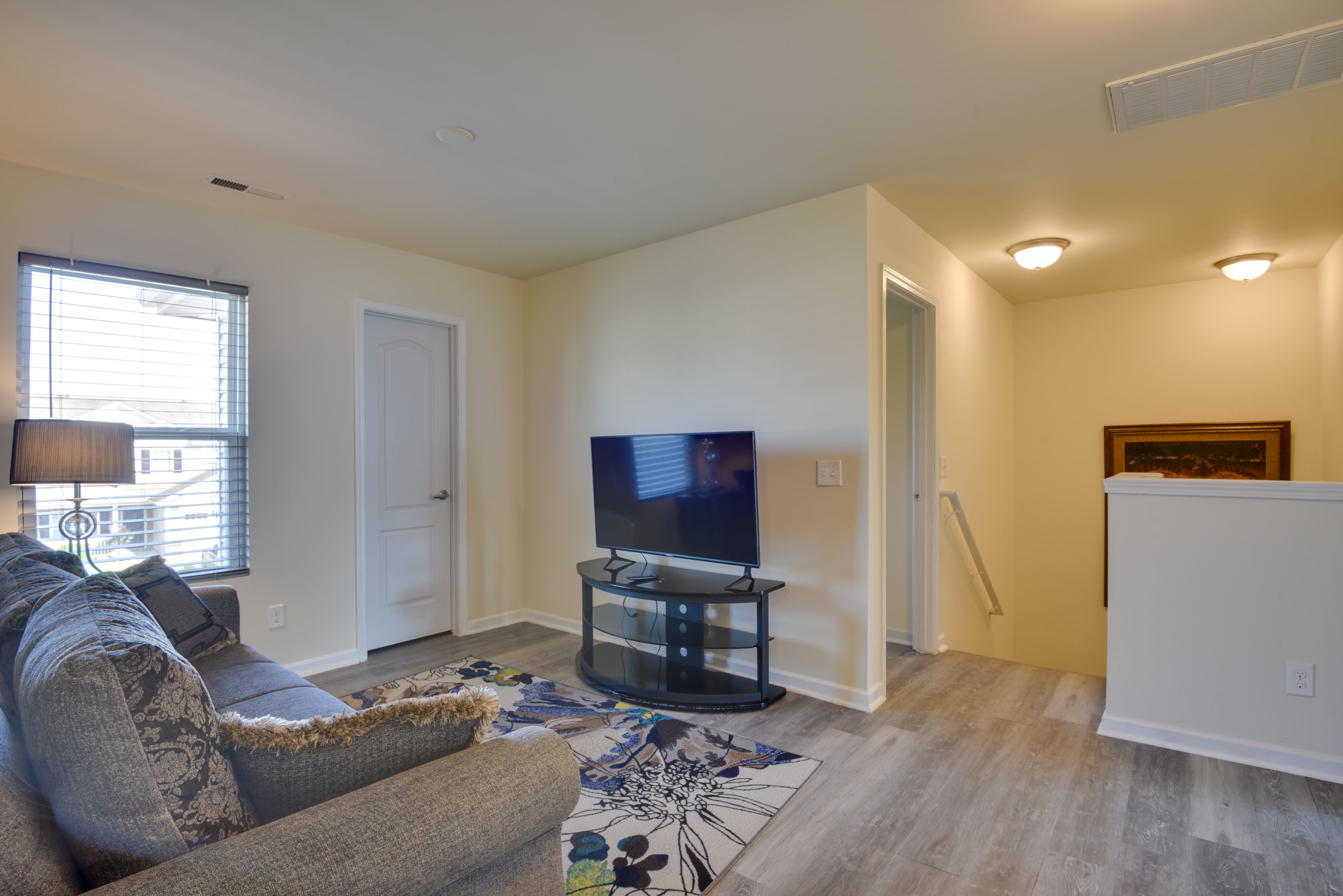 Den | Smart TV