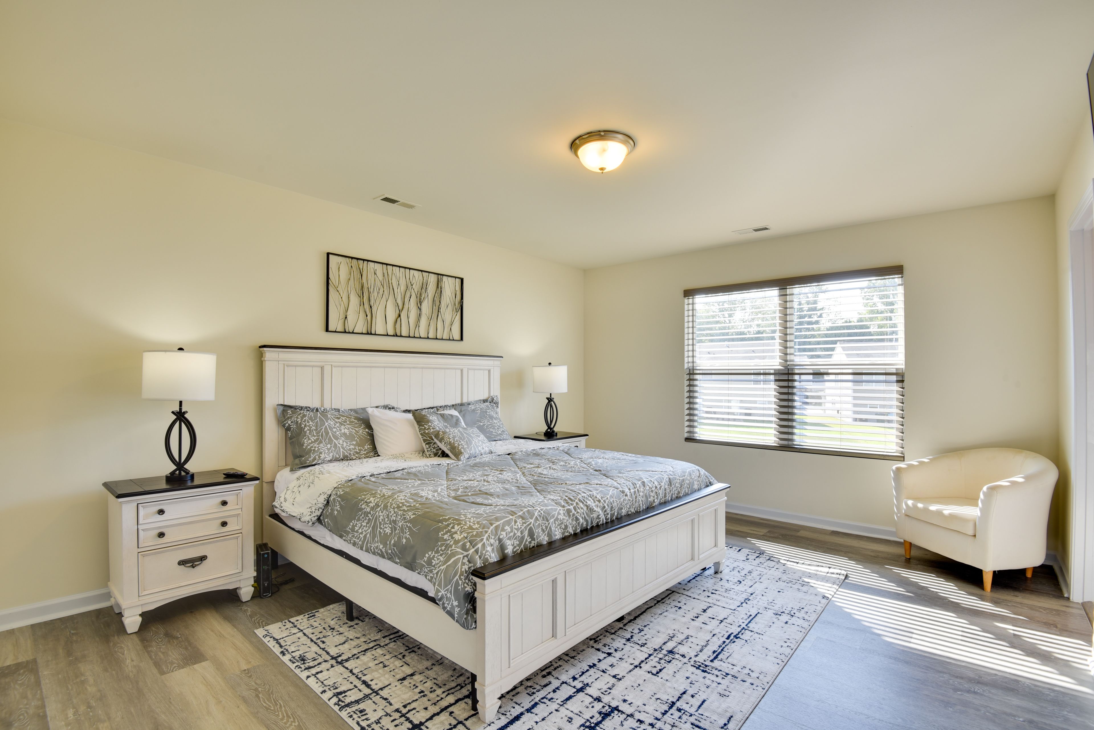 Bedroom 1 | King Bed | Linens Provided