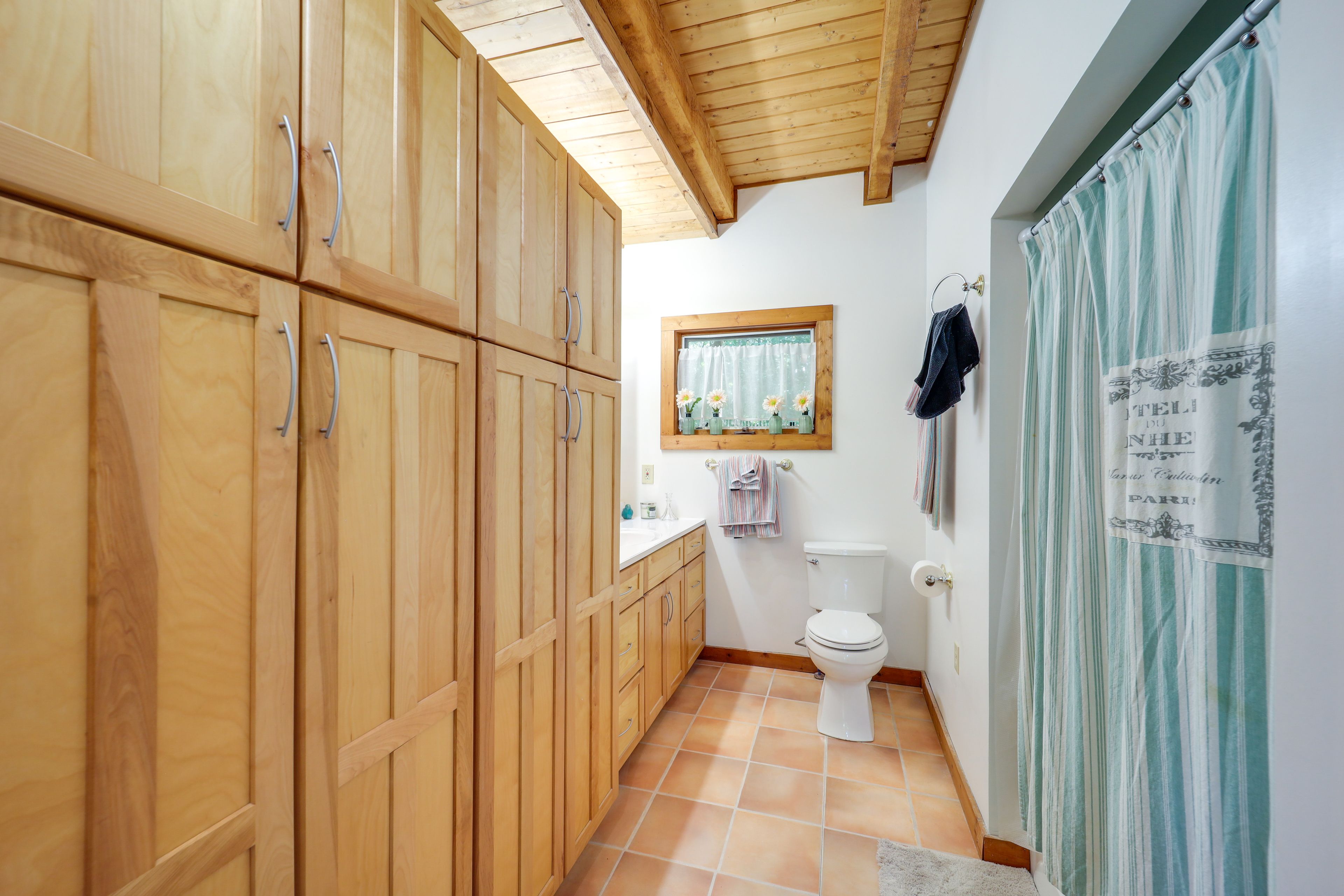 Bathroom | Towels Provided | Complimentary Toiletries