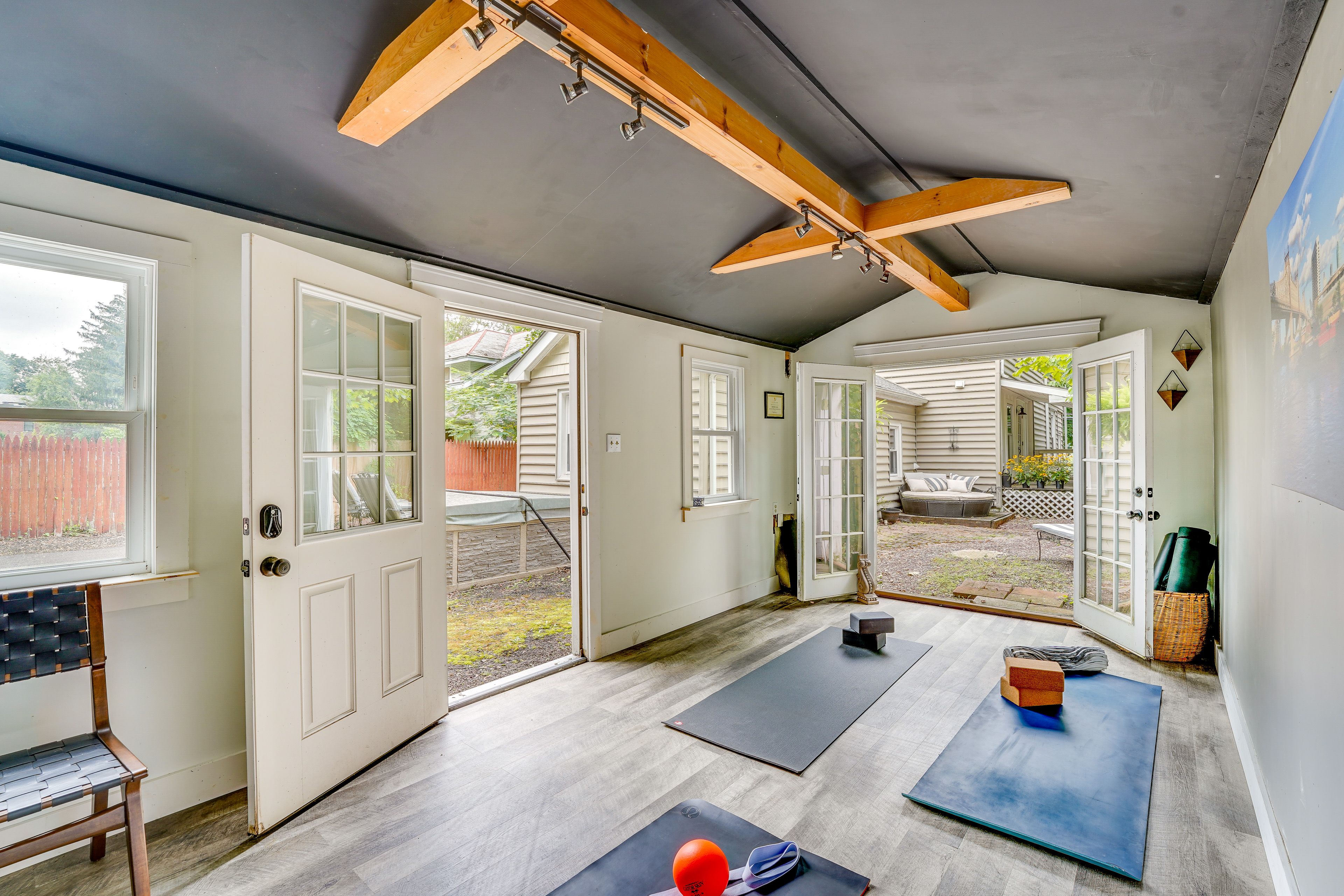 Detached Yoga Studio | Mats & Weights Provided