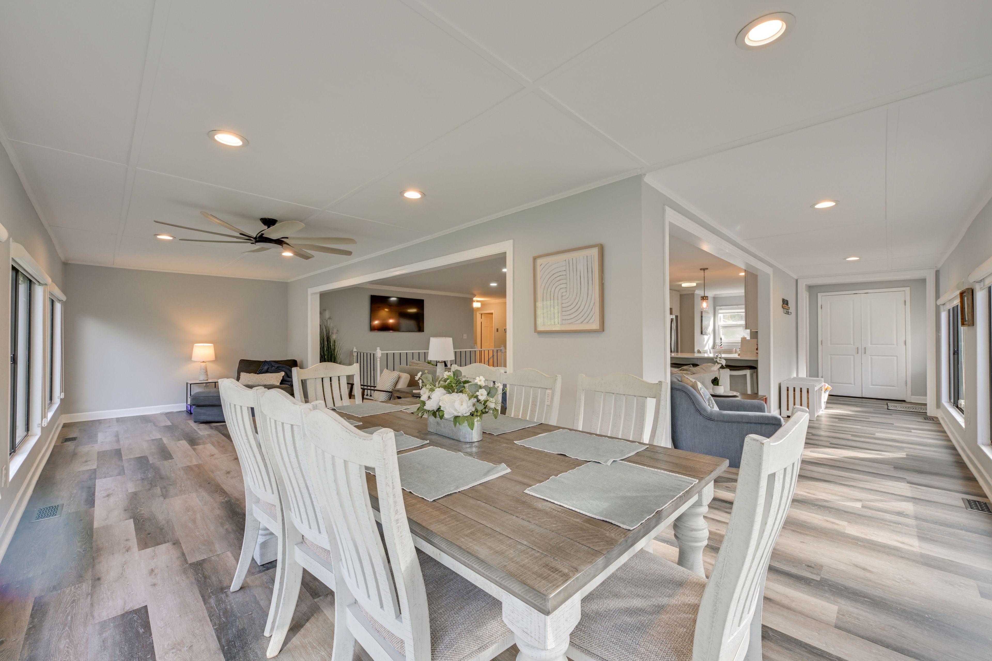 Dining Area | Main Level | Dishware & Flatware