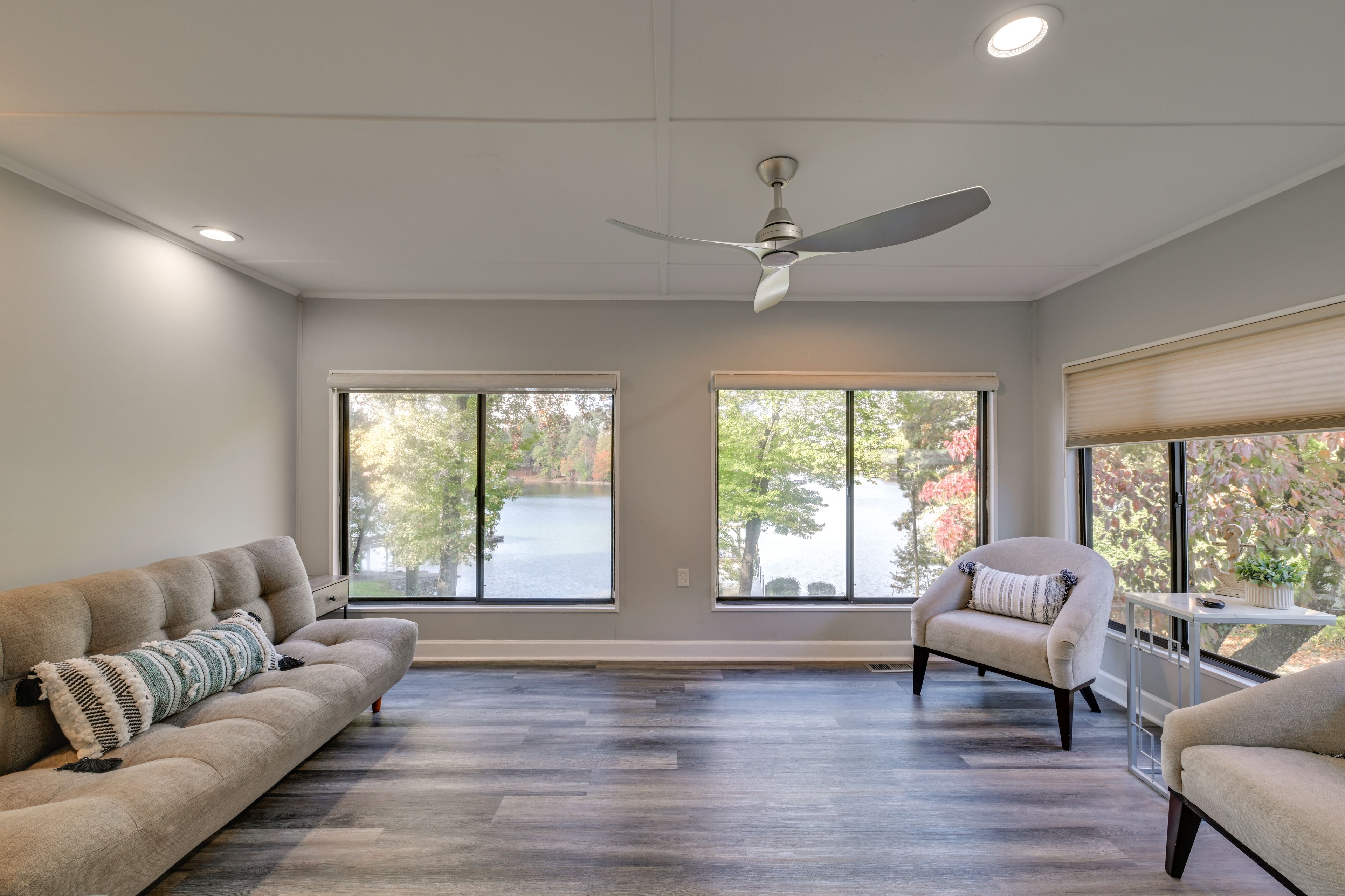 Bedroom 1 Sitting Area | Main Level | Twin Futon | Water Views