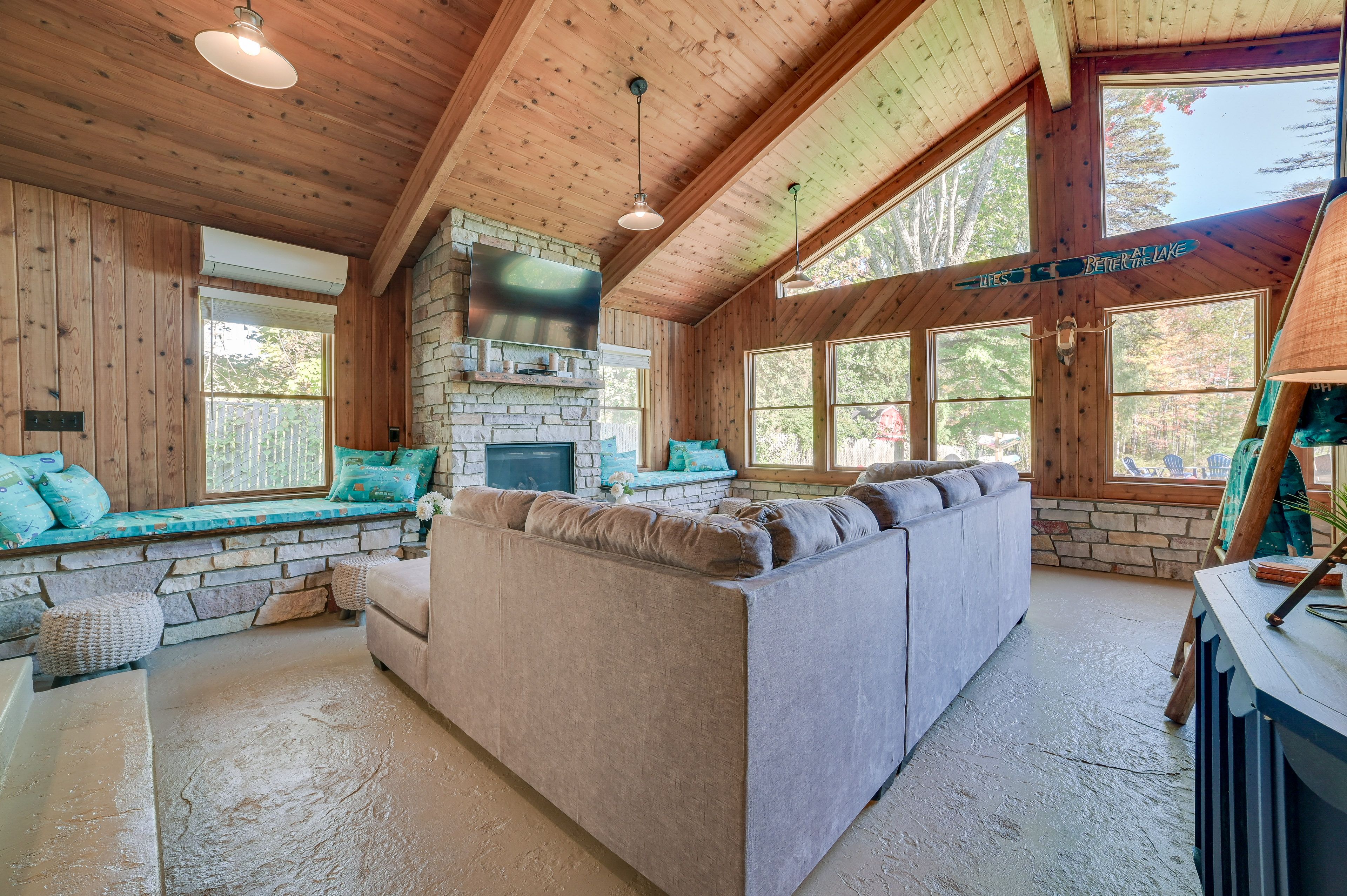 Living Room | Central Air Conditioning & Heating