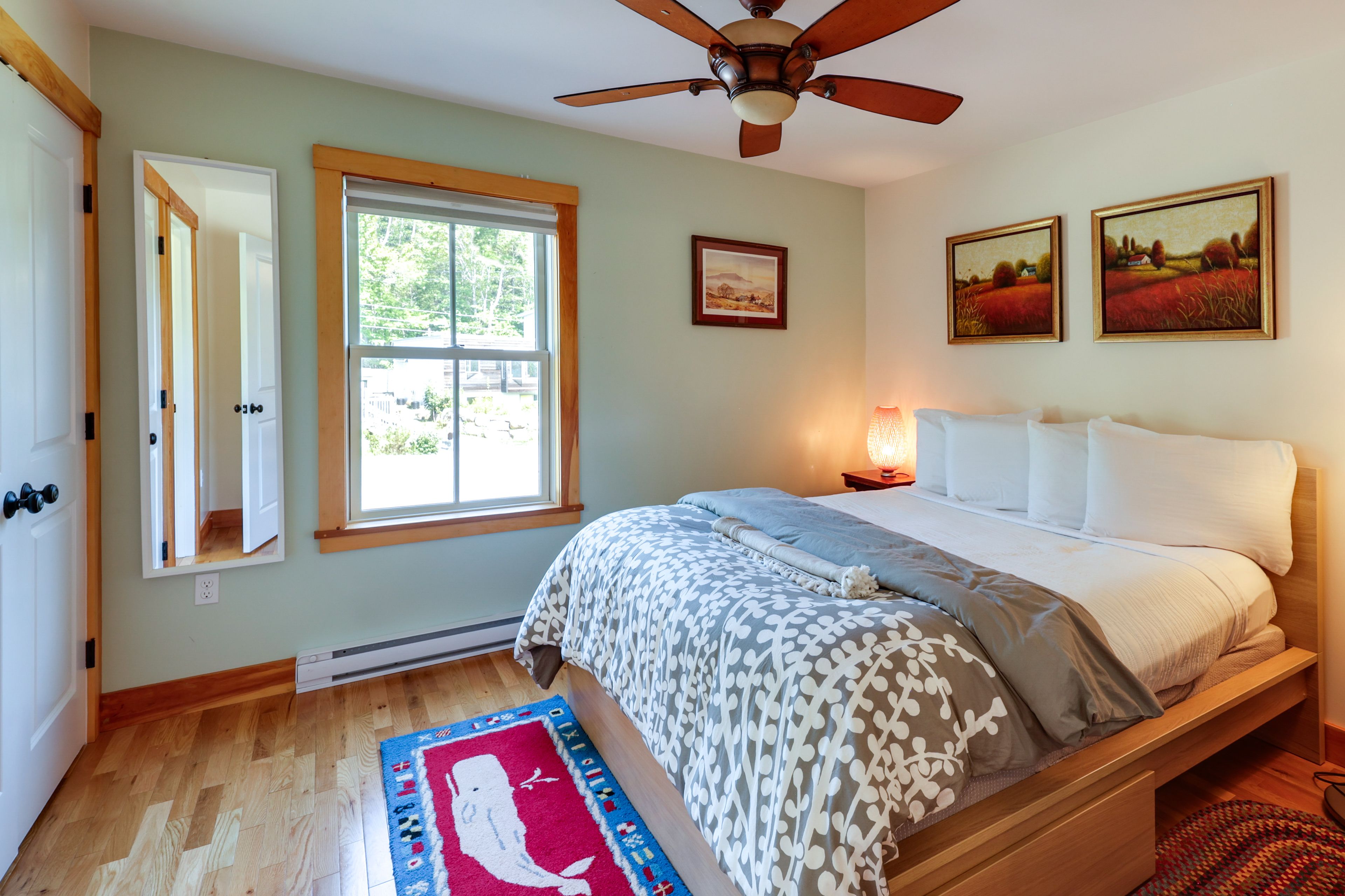 Bedroom 4 (Garage Apartment) | 2nd Floor | Queen Bed