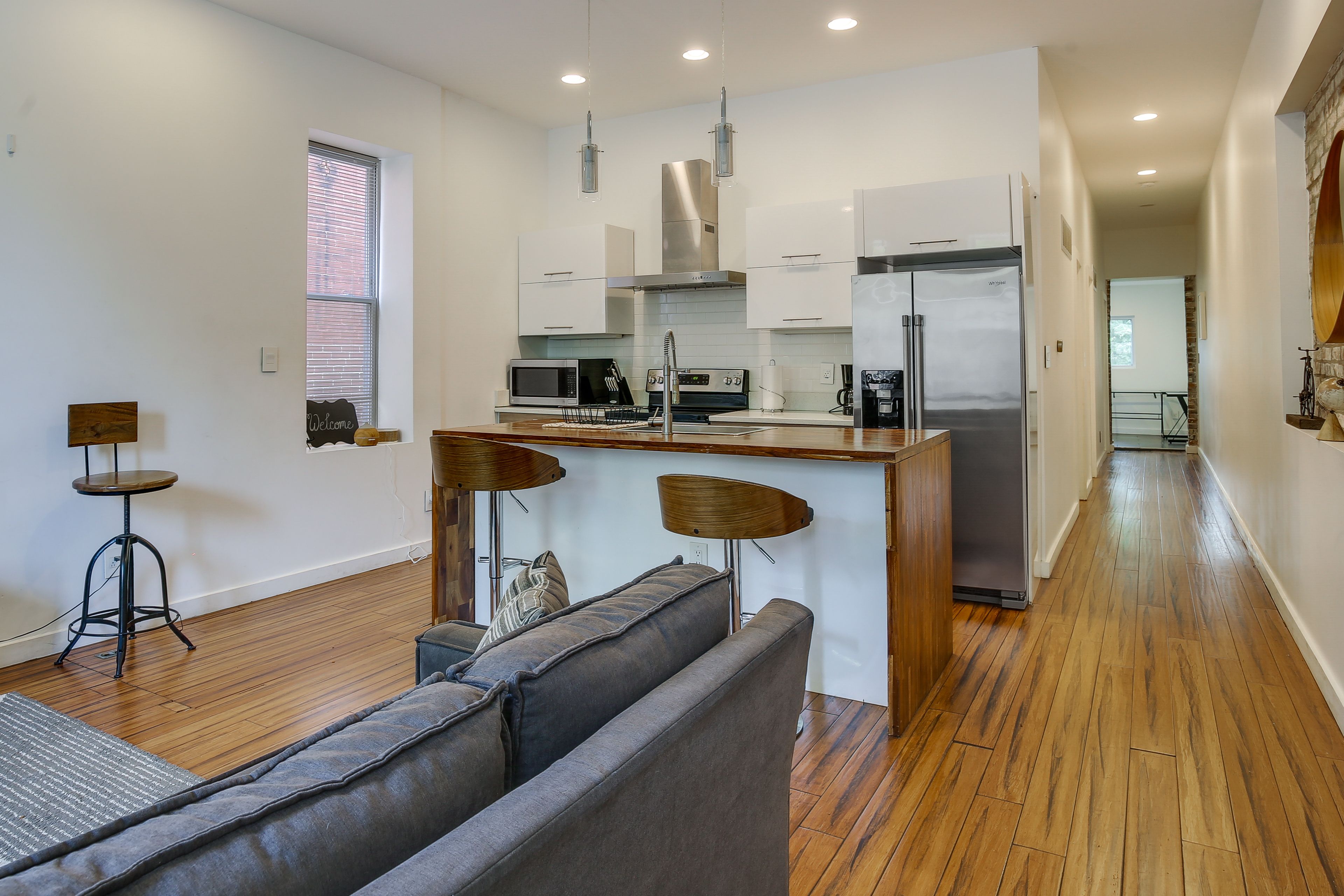 Dining Area | Dishware & Flatware Provided | Central A/C & Heating
