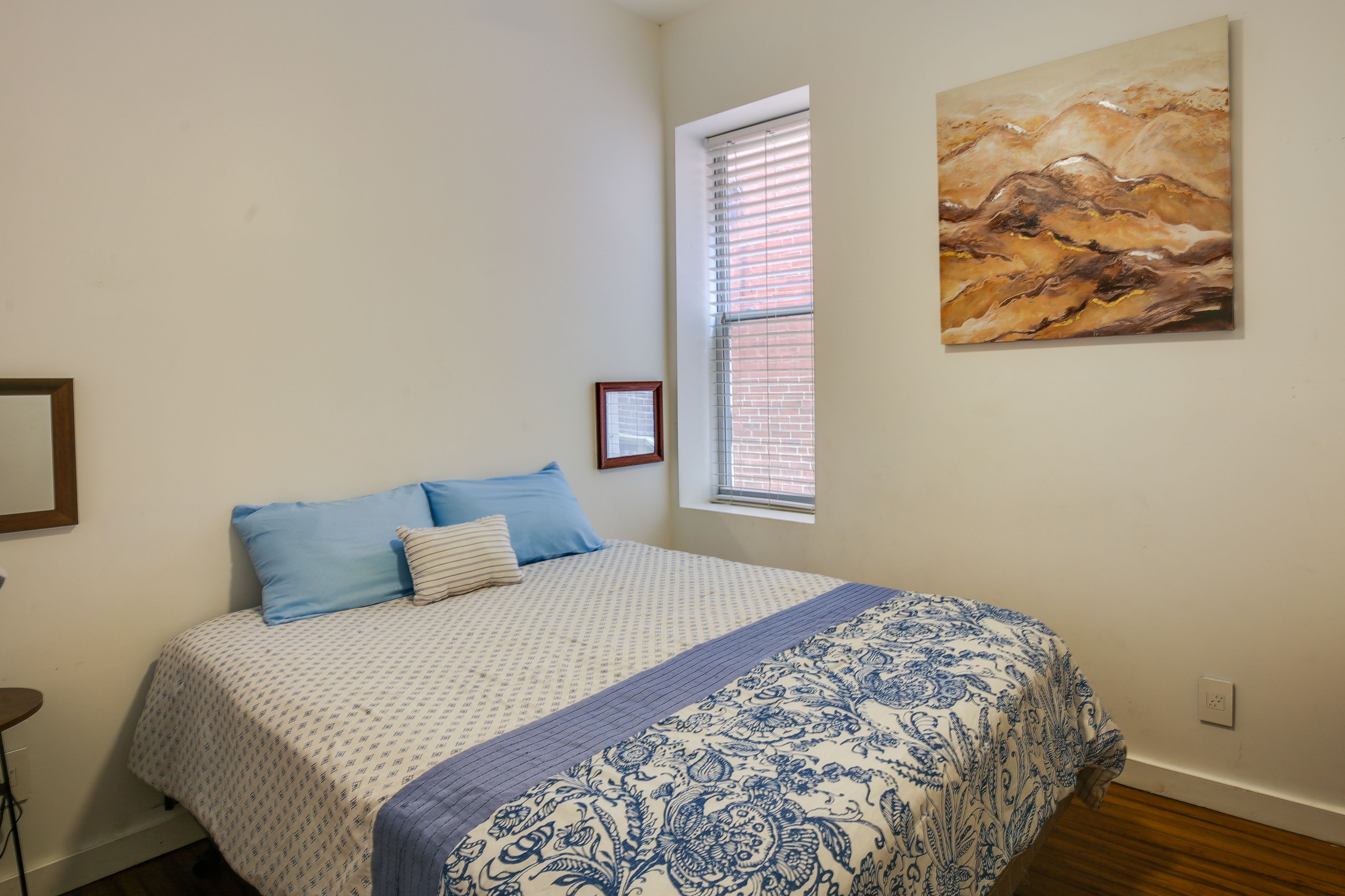 Bedroom 2 | Queen Bed