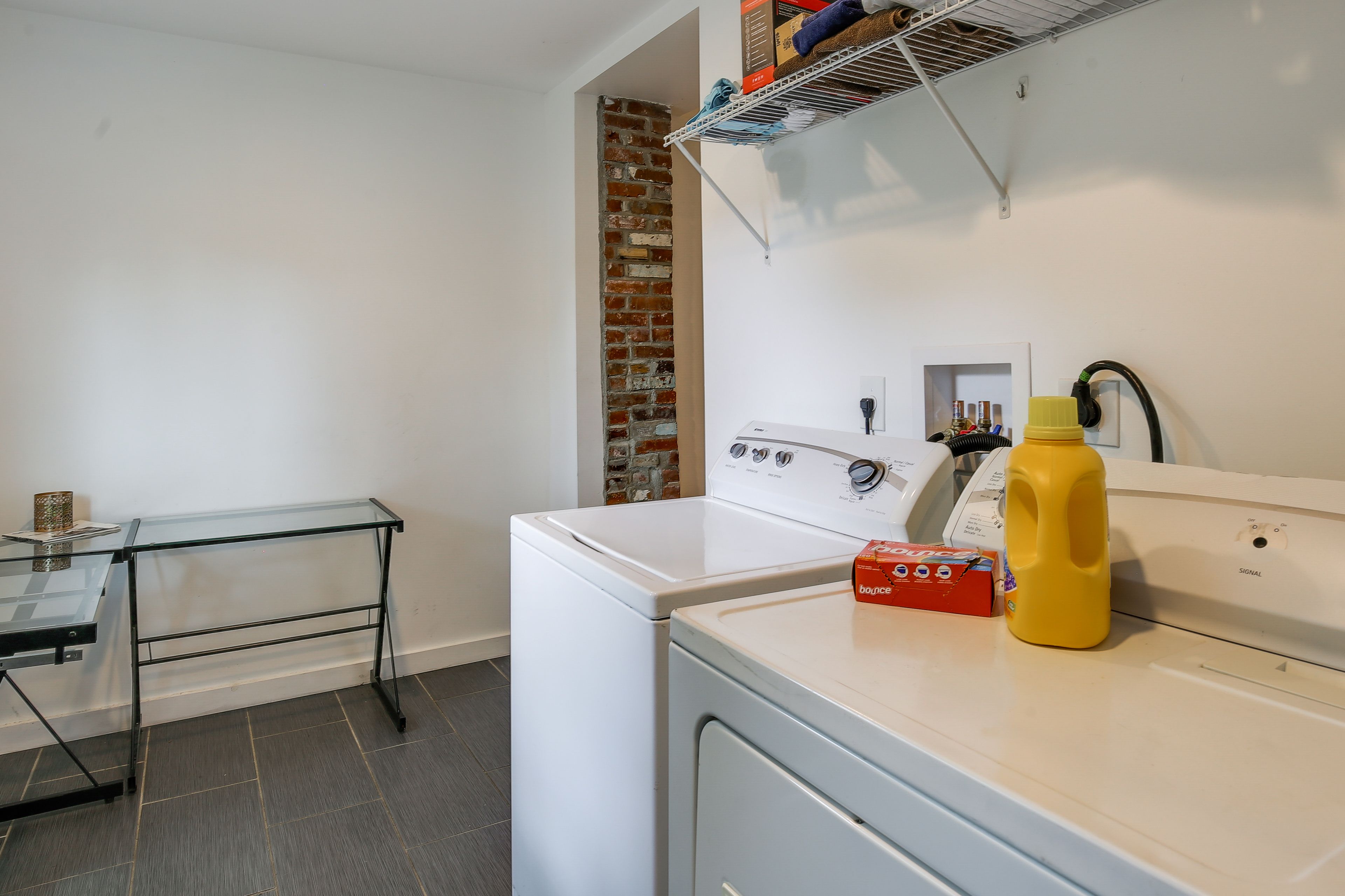 Laundry Room | Laundry Detergent Provided