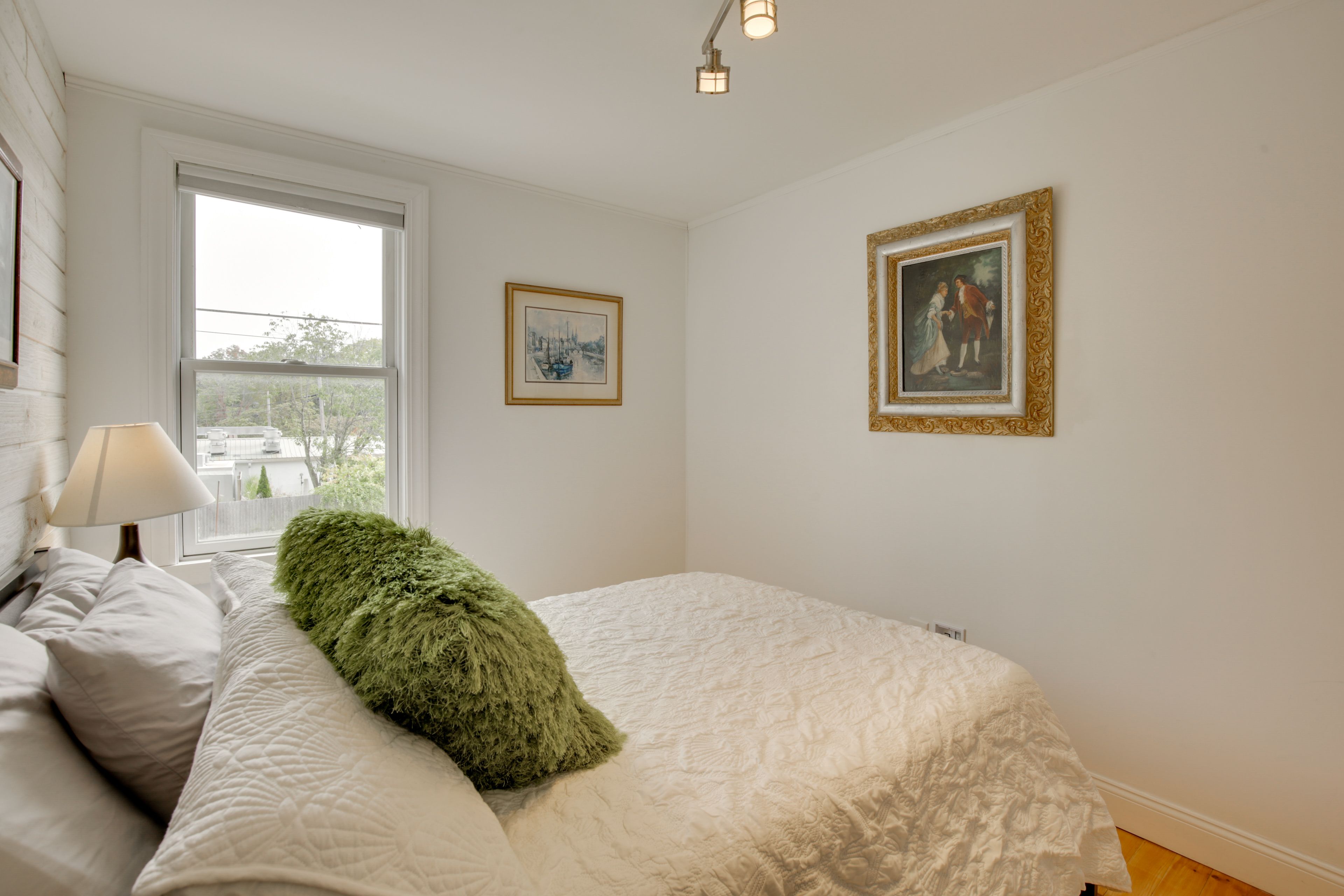 Bedroom 2 | Full Bed | 2nd Floor