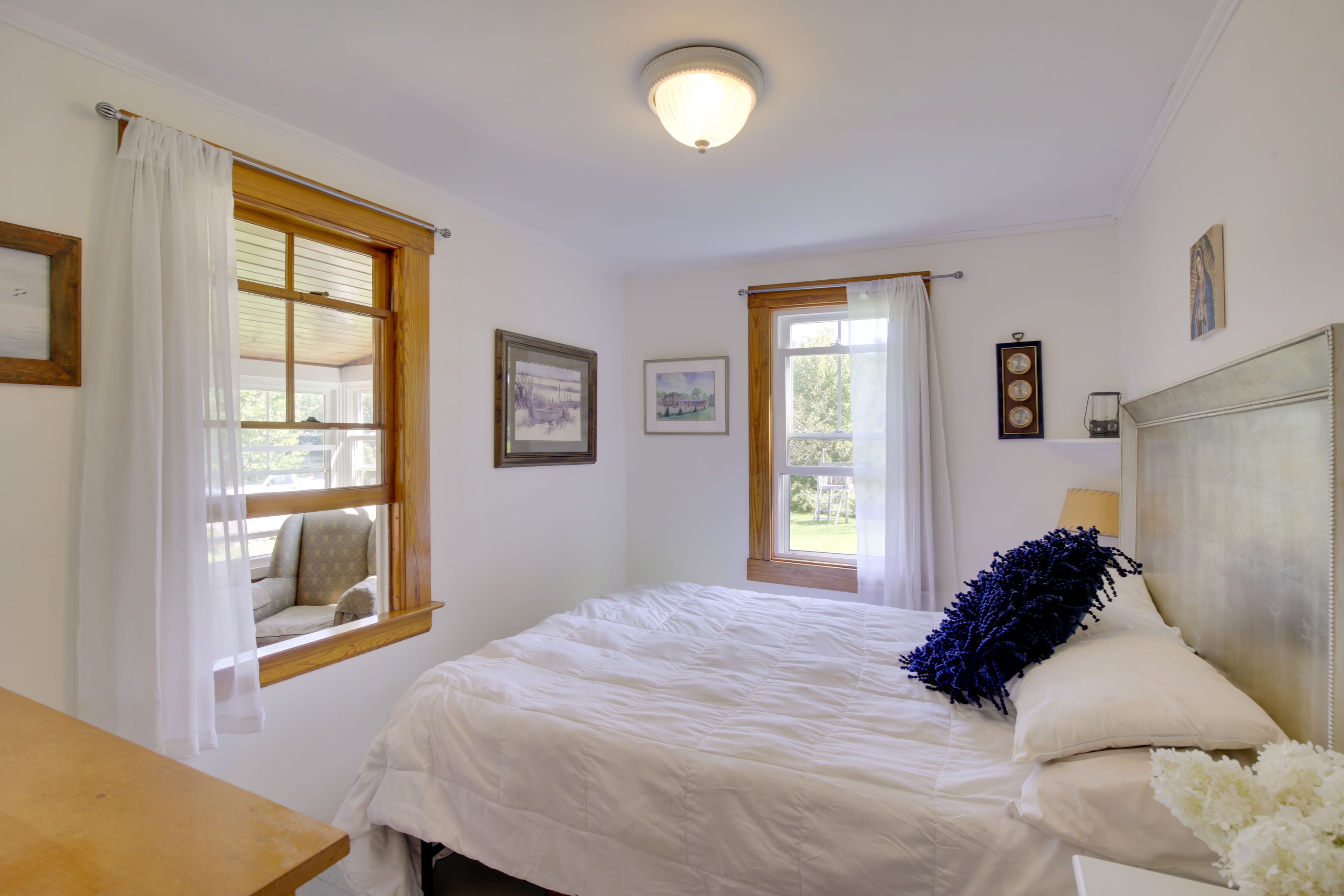 Bedroom 1 | Queen Bed
