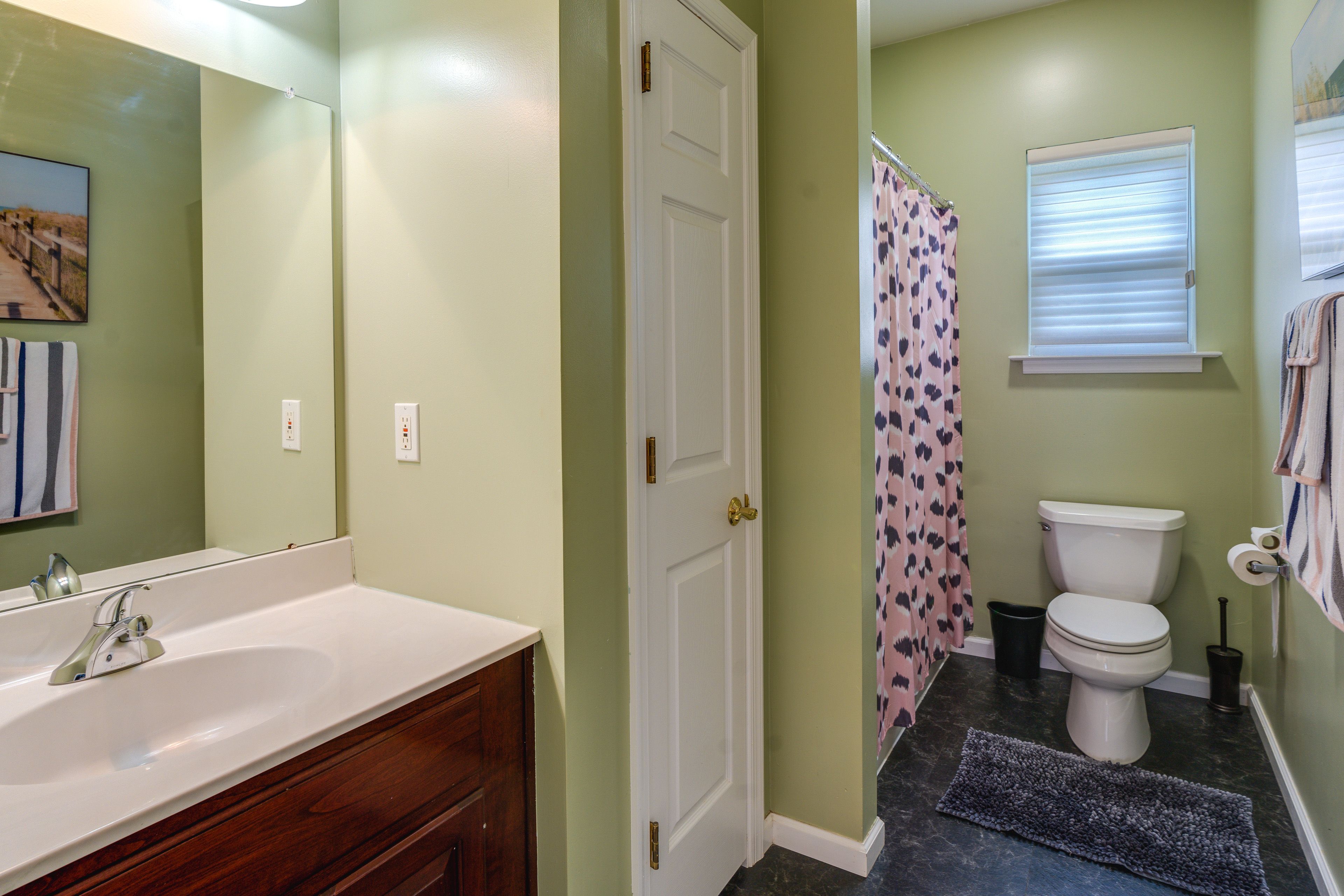 Full Bath | Toiletries