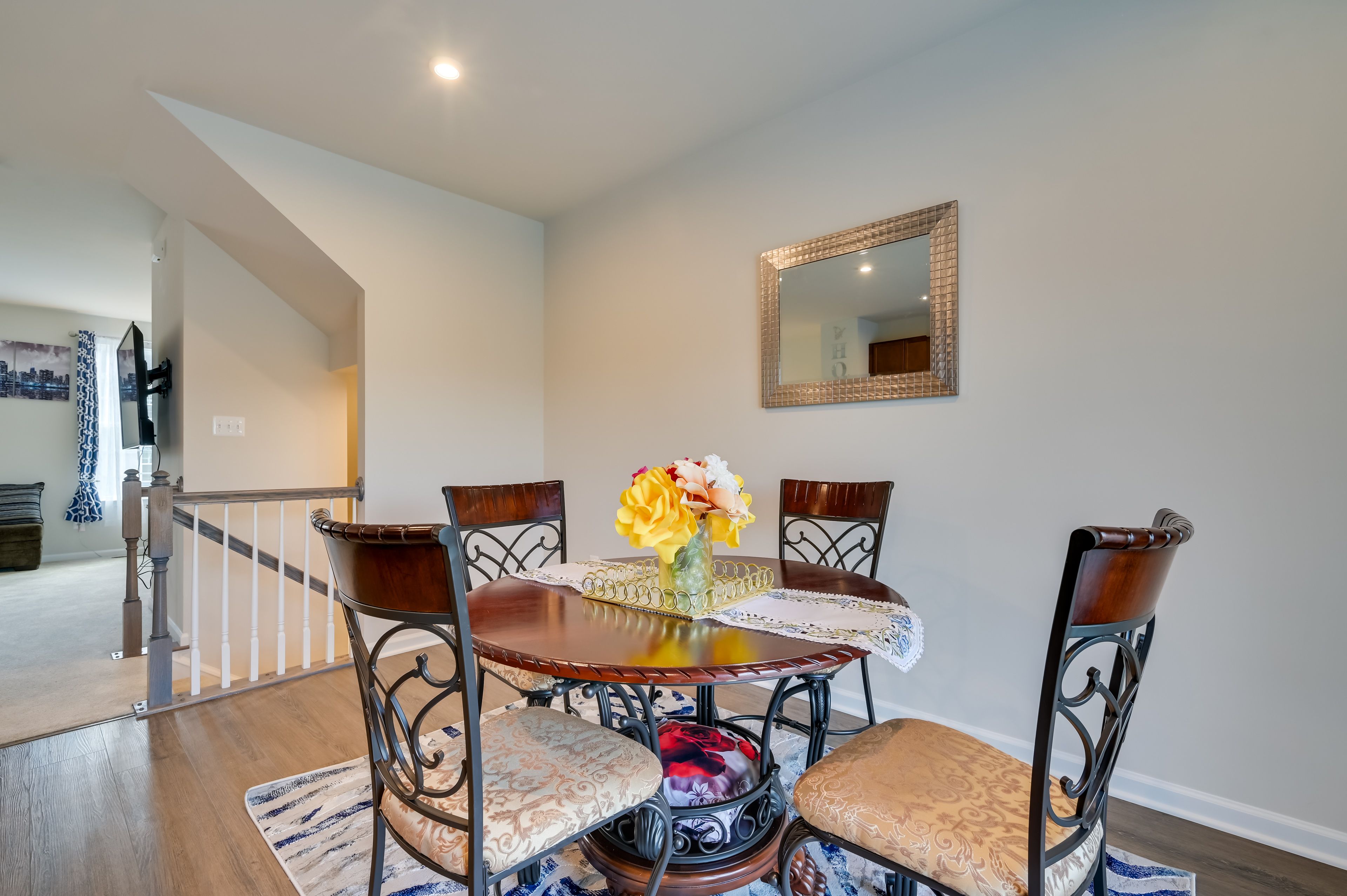 Dining Area | Dishware & Flatware Provided | Central A/C & Heating