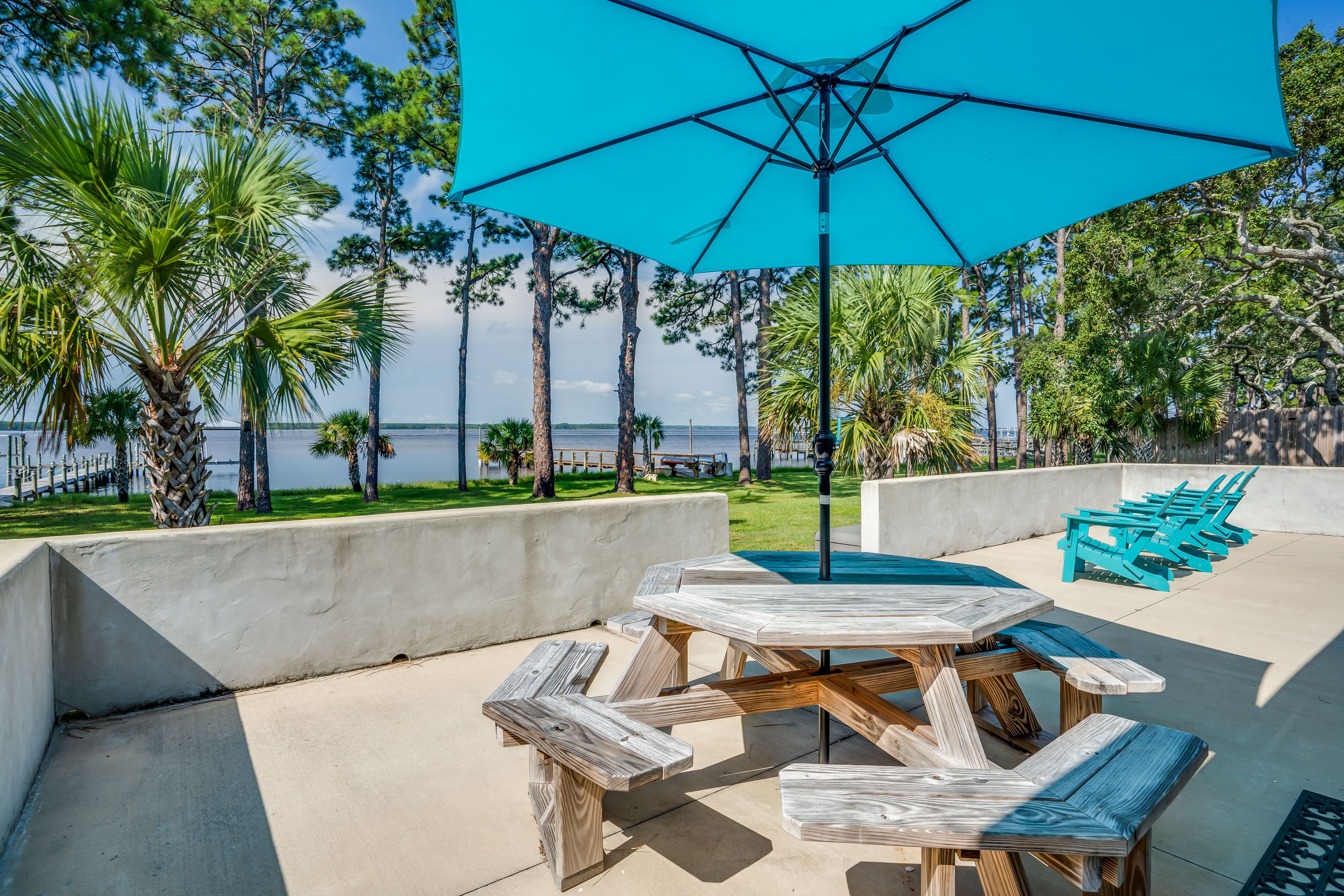 Private Patio | Dining Area
