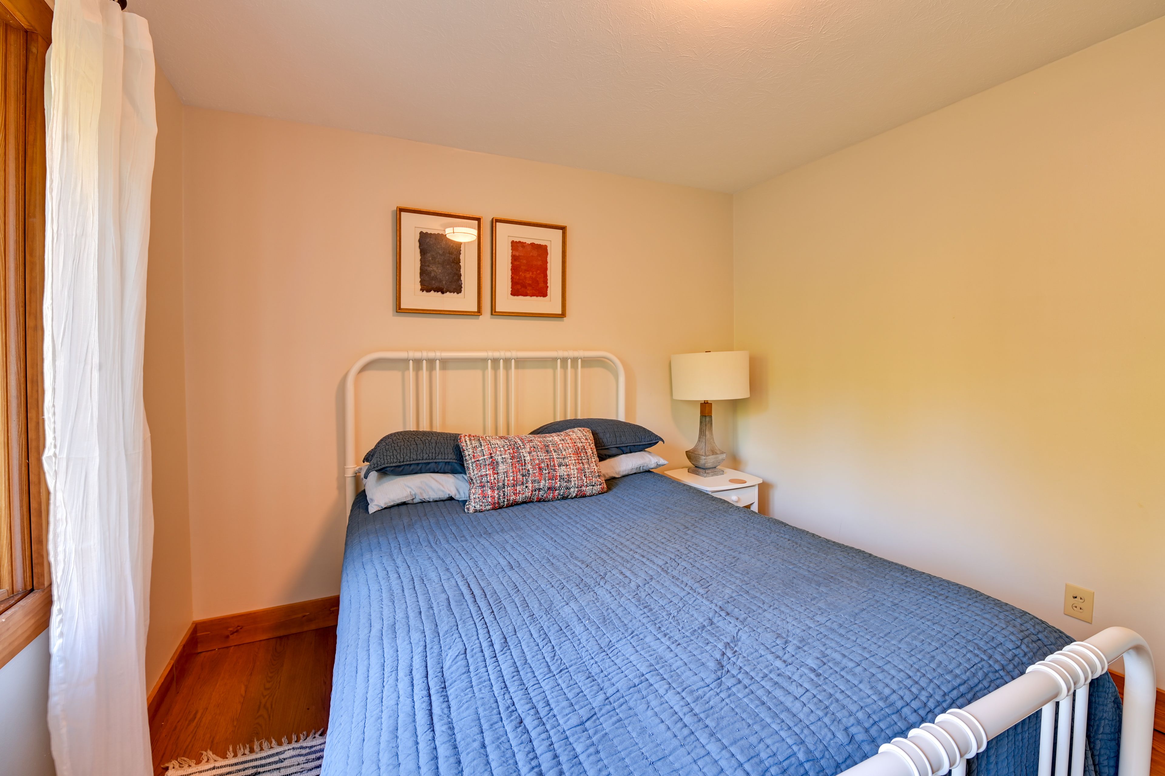 Bedroom 4 | Queen Bed | Main Level