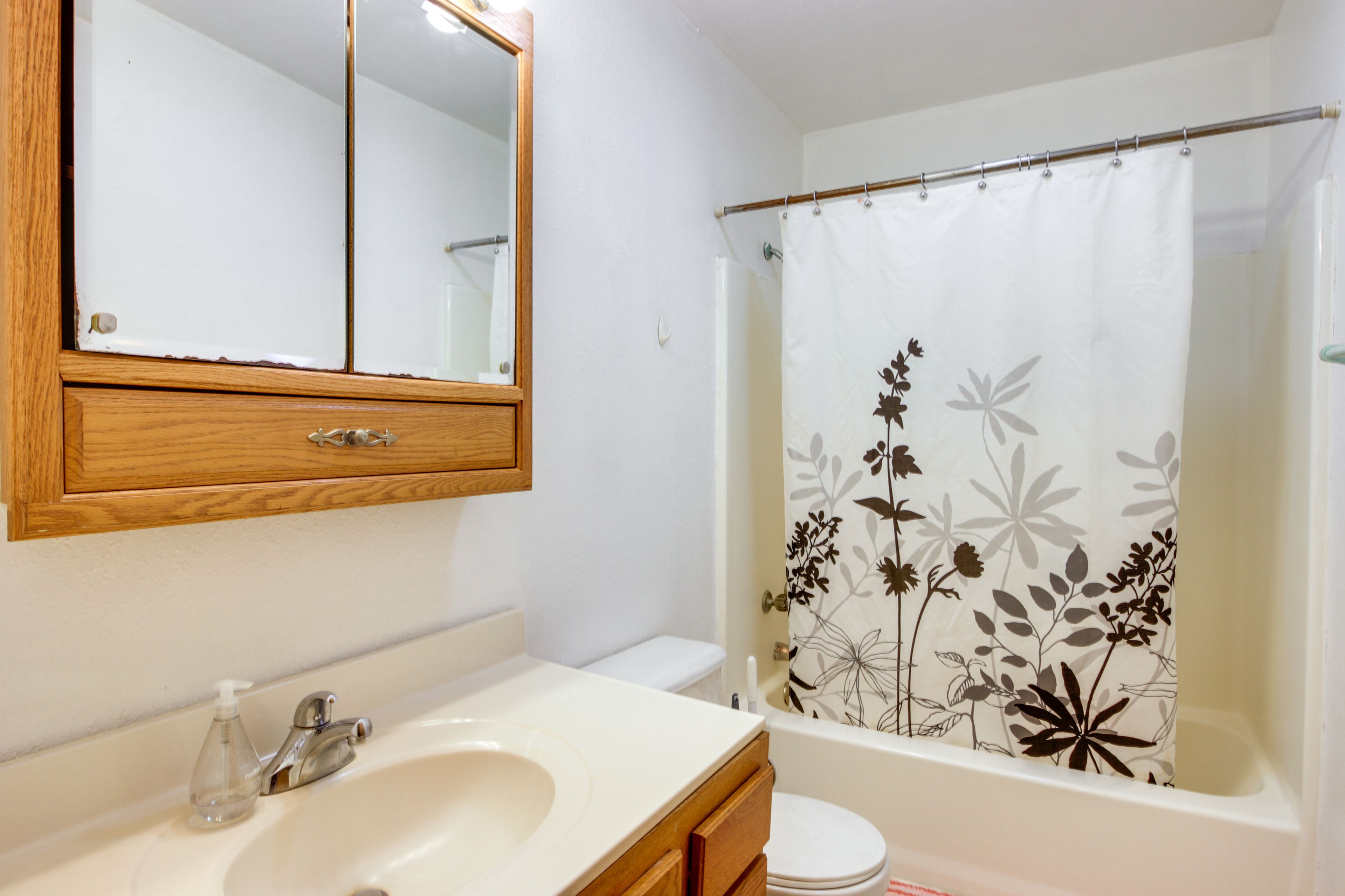 Bathroom | Complimentary Toiletries
