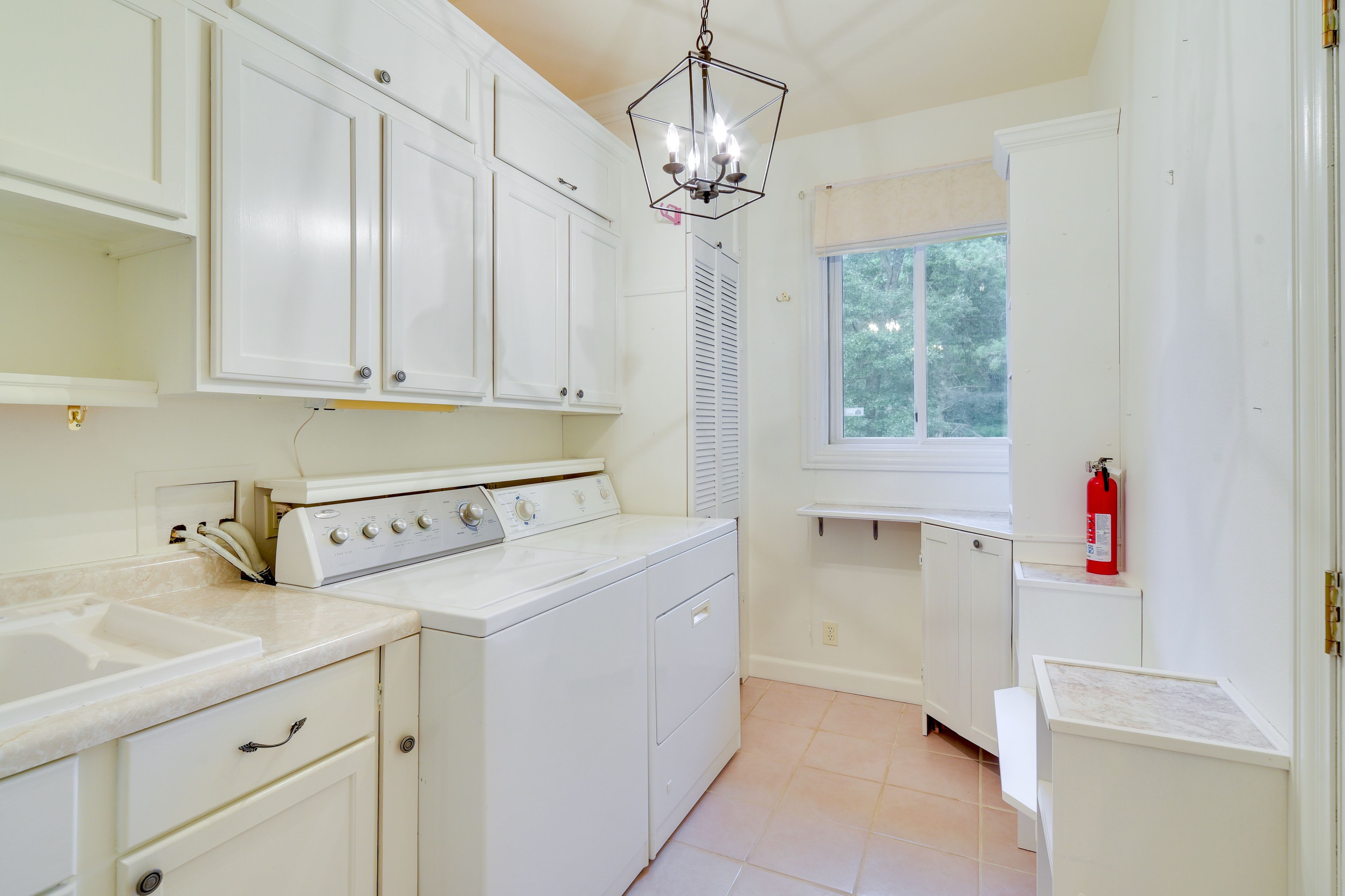 Laundry Room | Upper Level