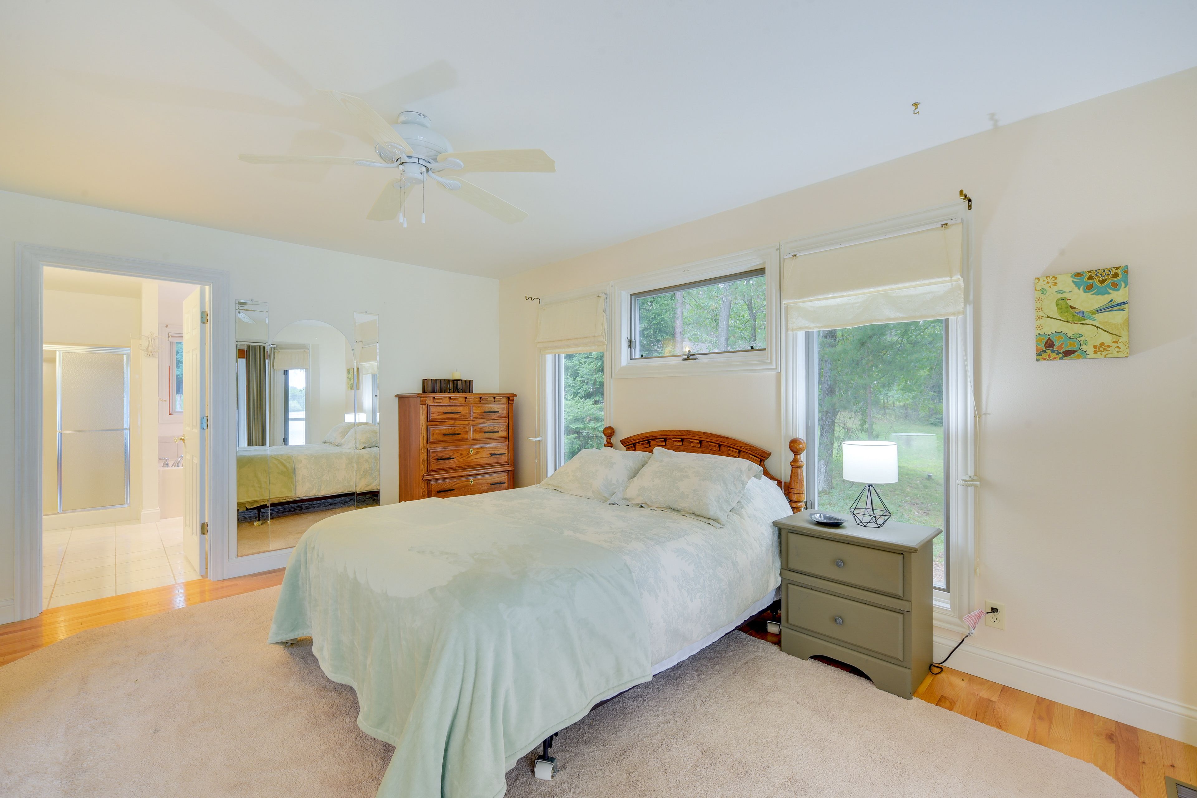 Bedroom 1 | Queen Bed | 1st Floor | En-Suite Bathroom