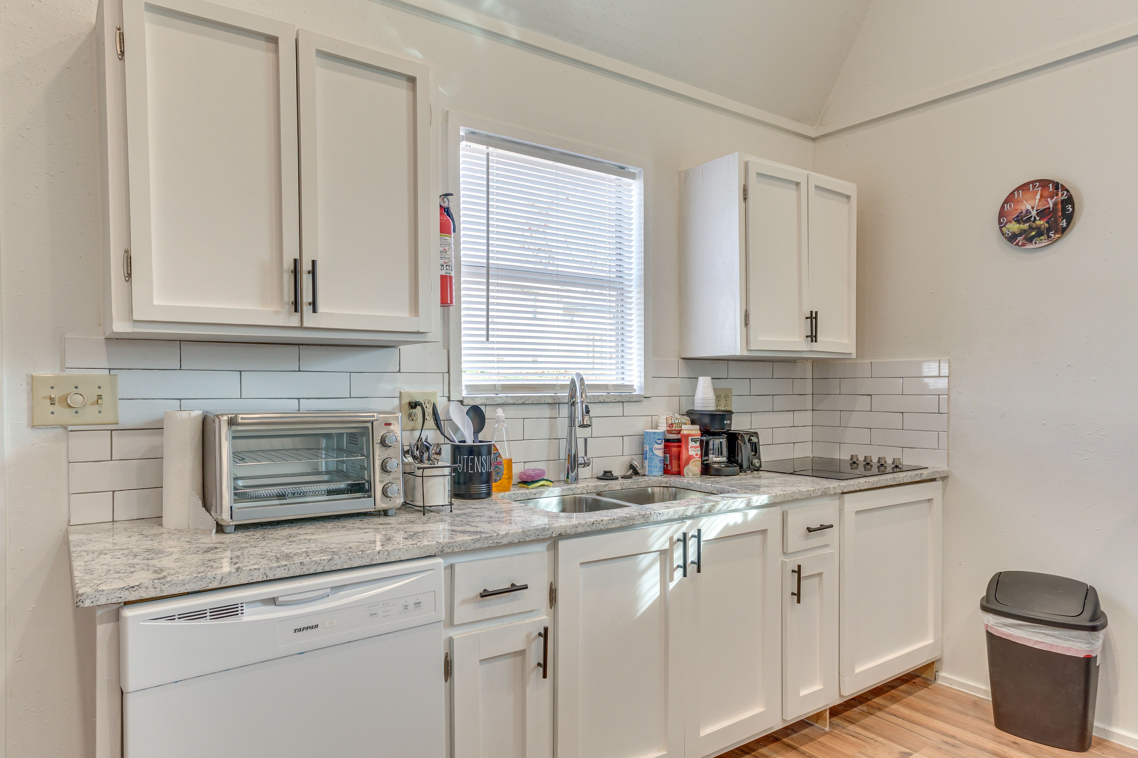 Kitchen | Coffee Maker | Microwave | Dishwasher | Spices