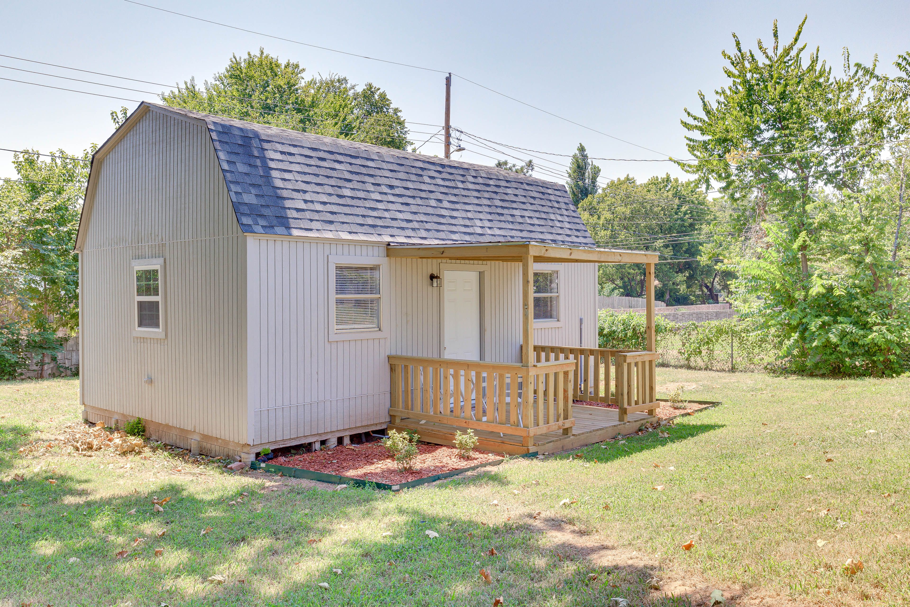 Parking | Free Street Parking | Homeowner On-Site