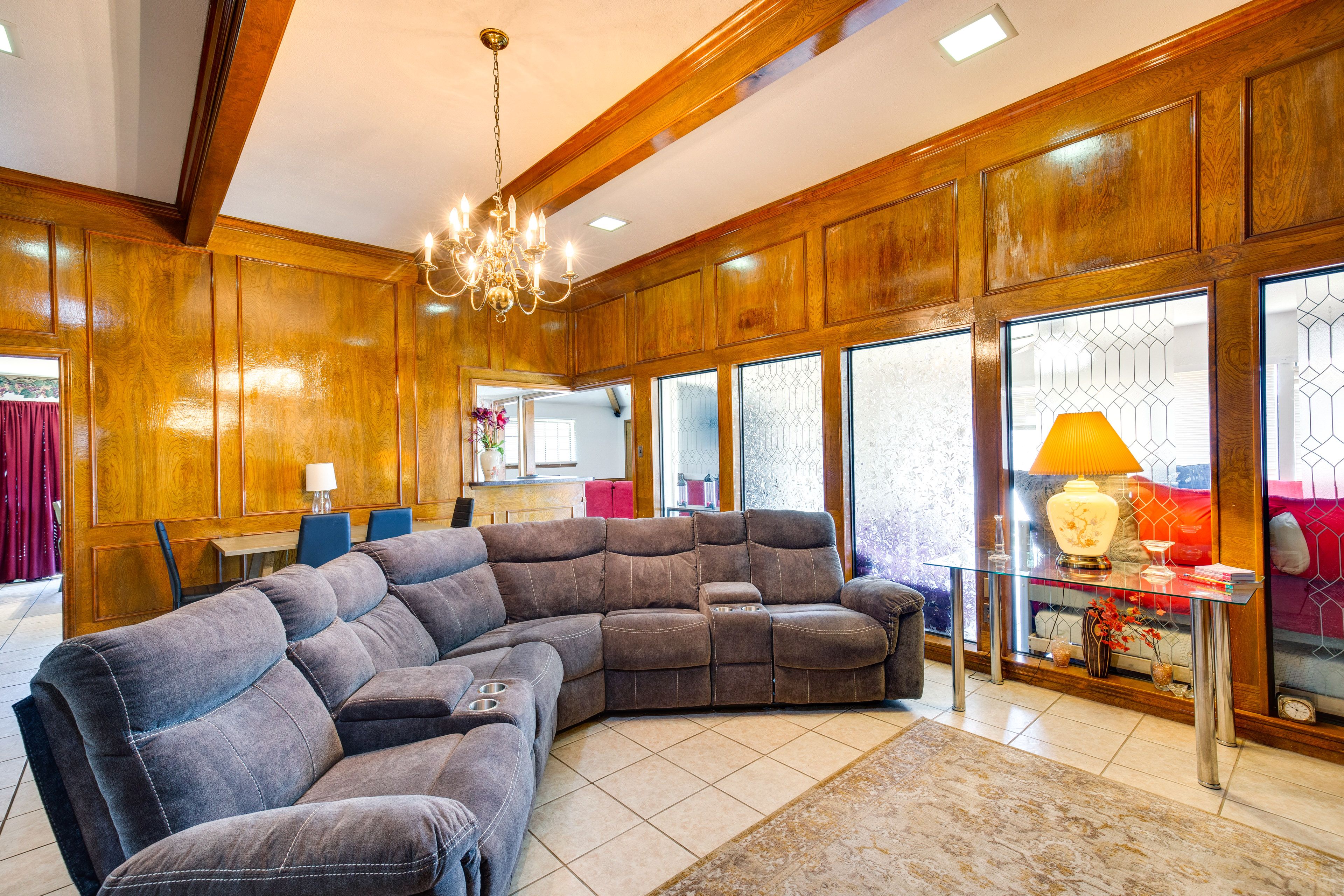 Additional Living Area | Smart TV | Fireplace | Laptop-Friendly Workspace