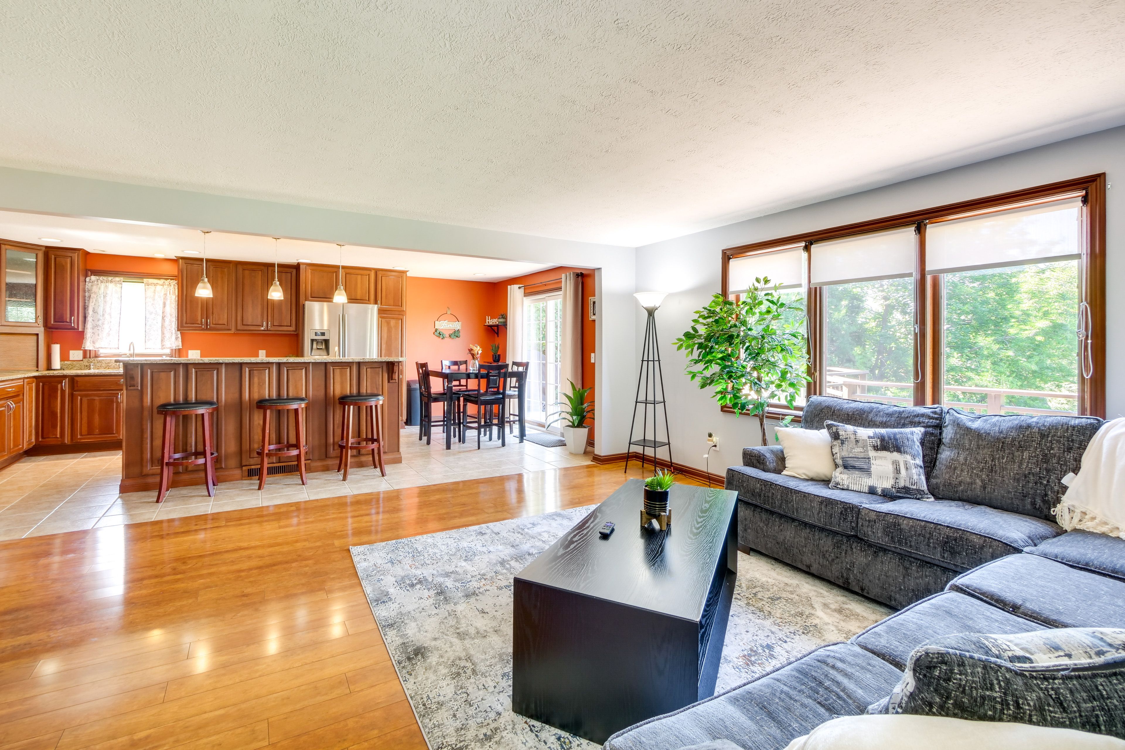 Bolivar Vacation Rental | 3BR | 3BA | 2,200 Sq Ft | Stairs Required