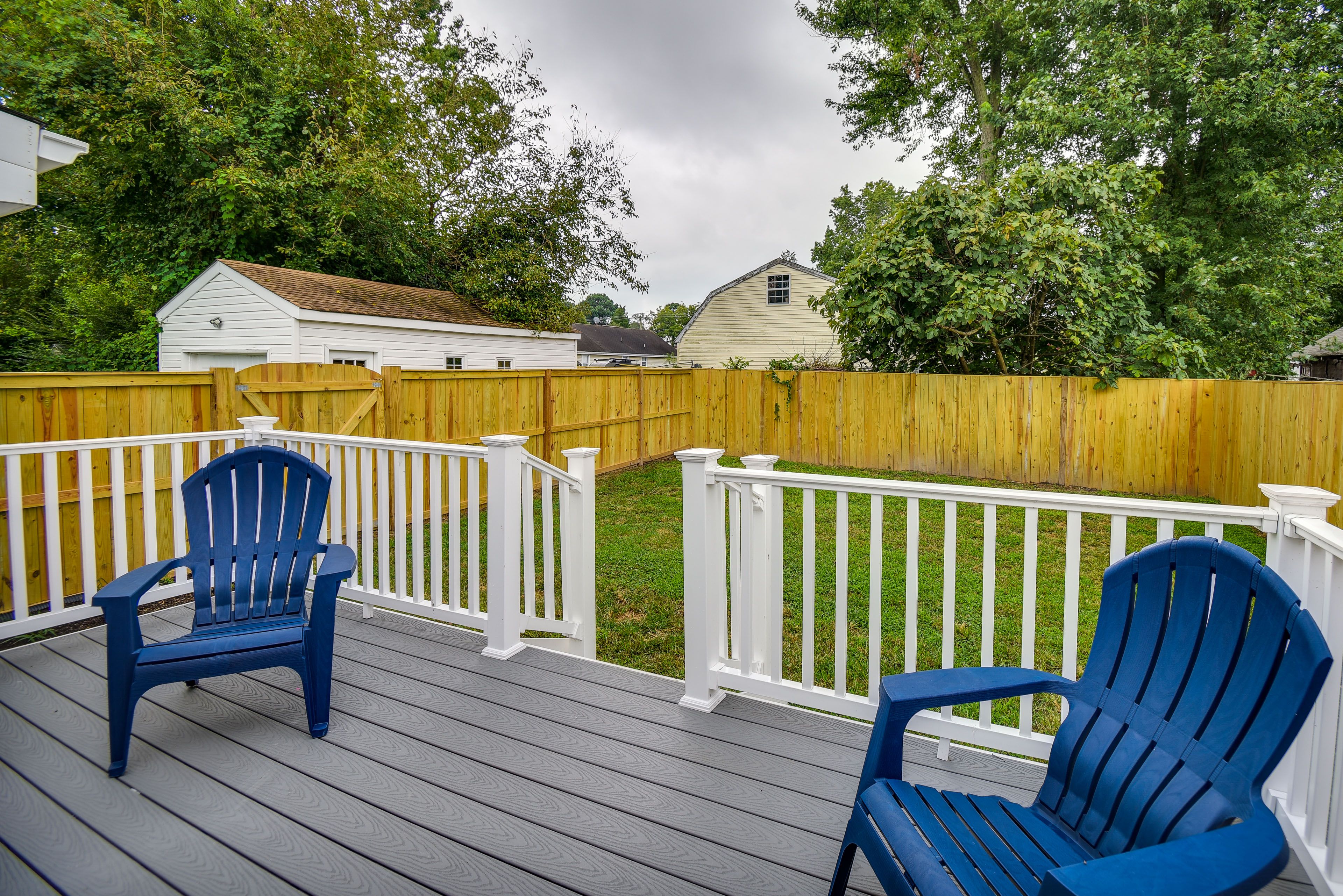 Furnished Deck