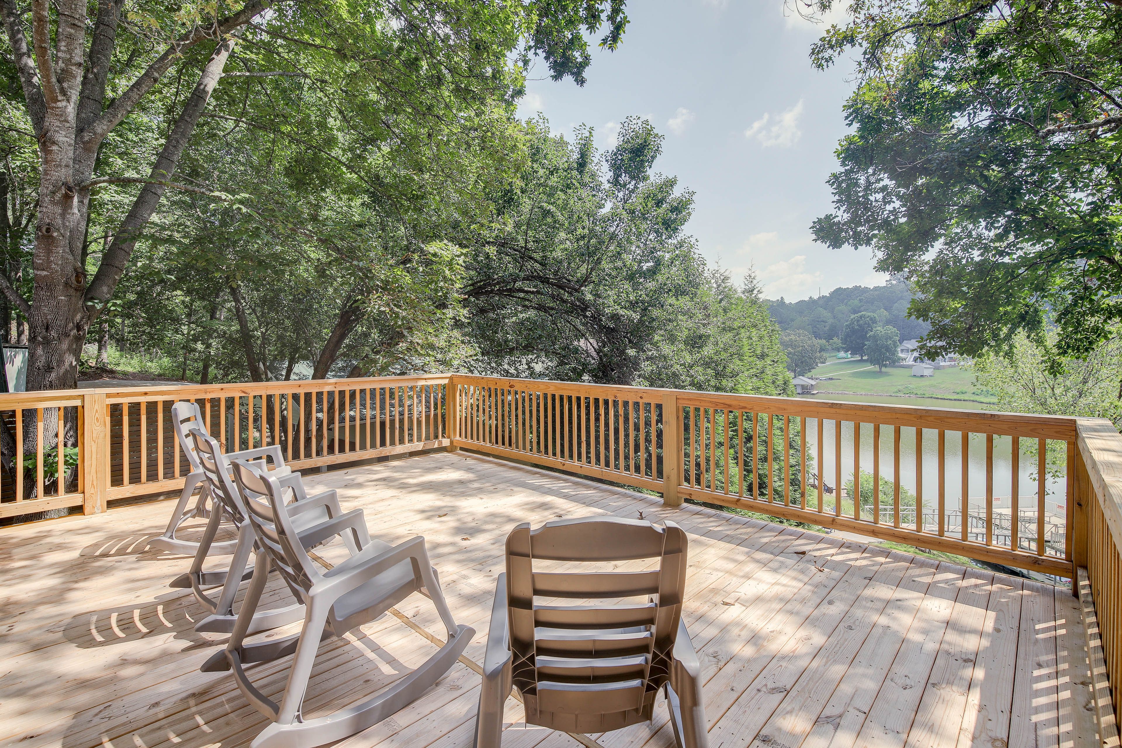 Upper Deck | River View