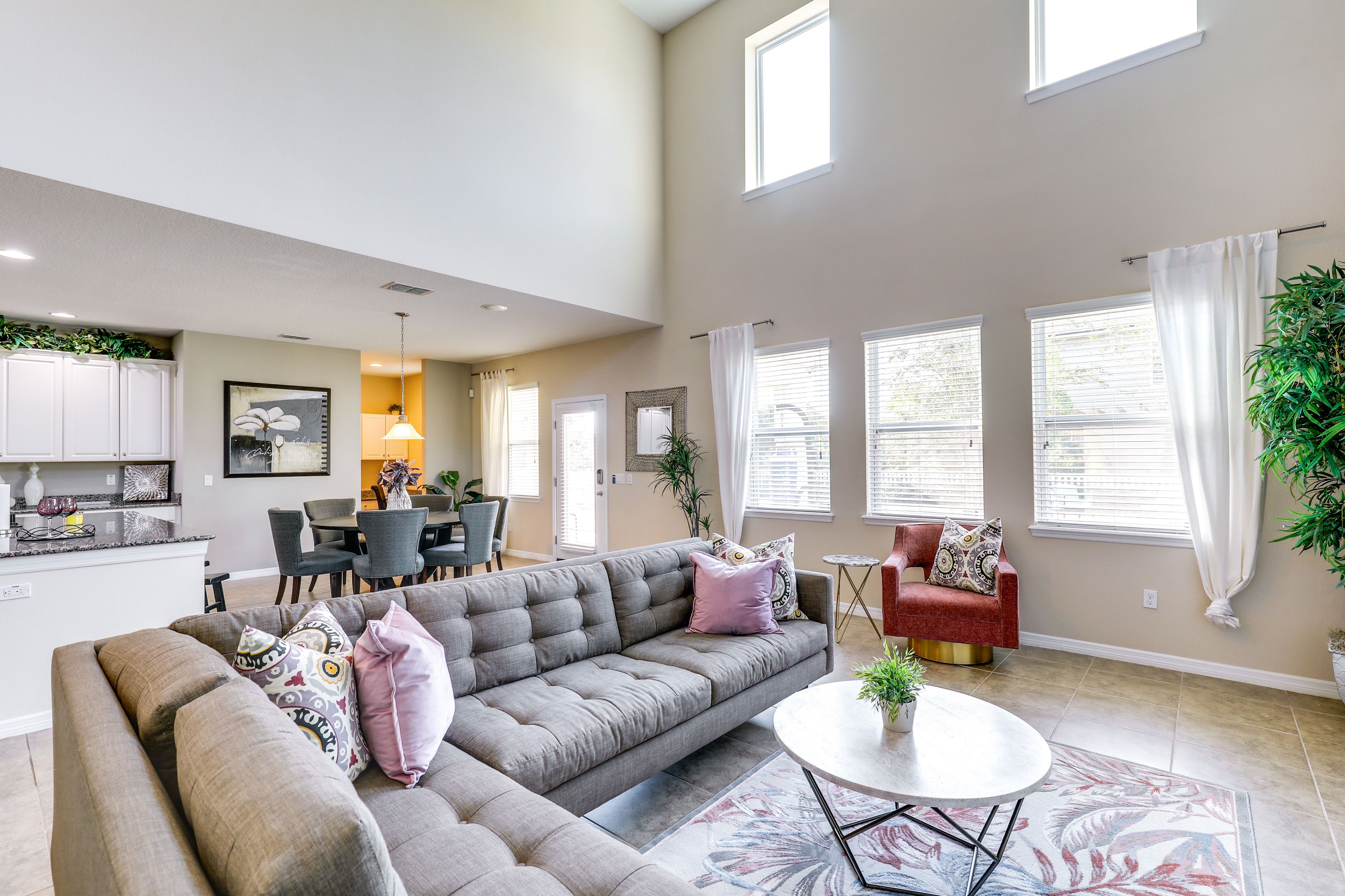 Gibsonton Vacation Rental | 3BR | 2.5BA | Step-Free Entry | 2,488 Sq Ft