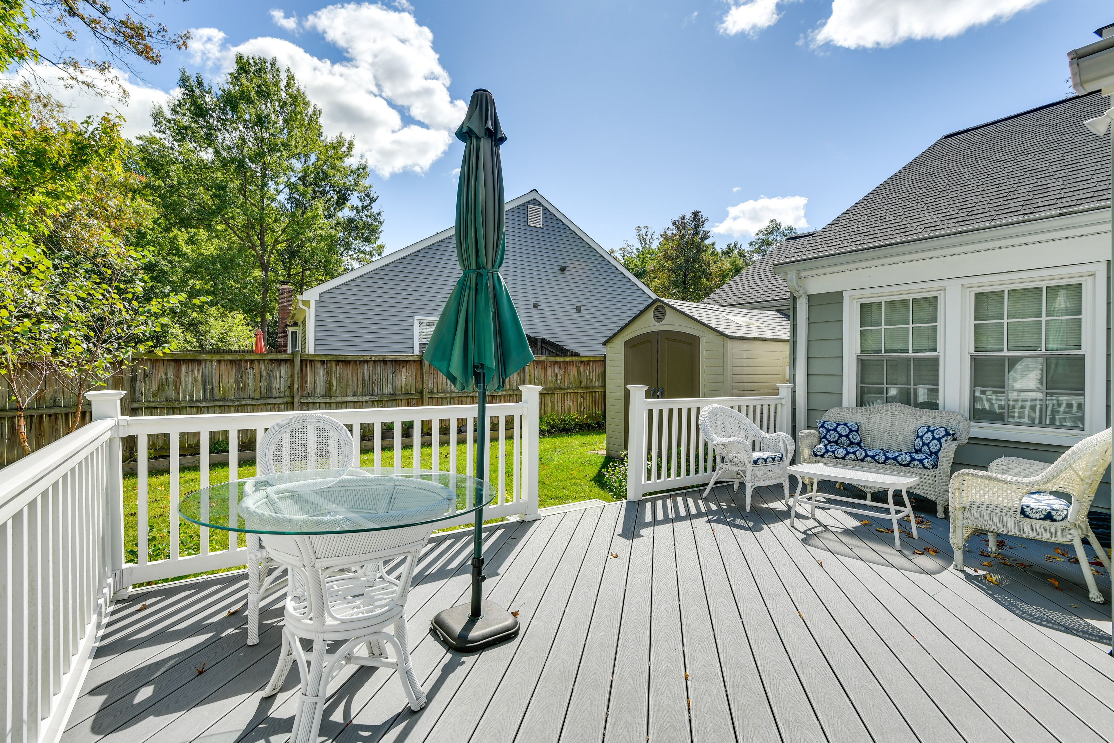 Additional Outdoor Dining Space