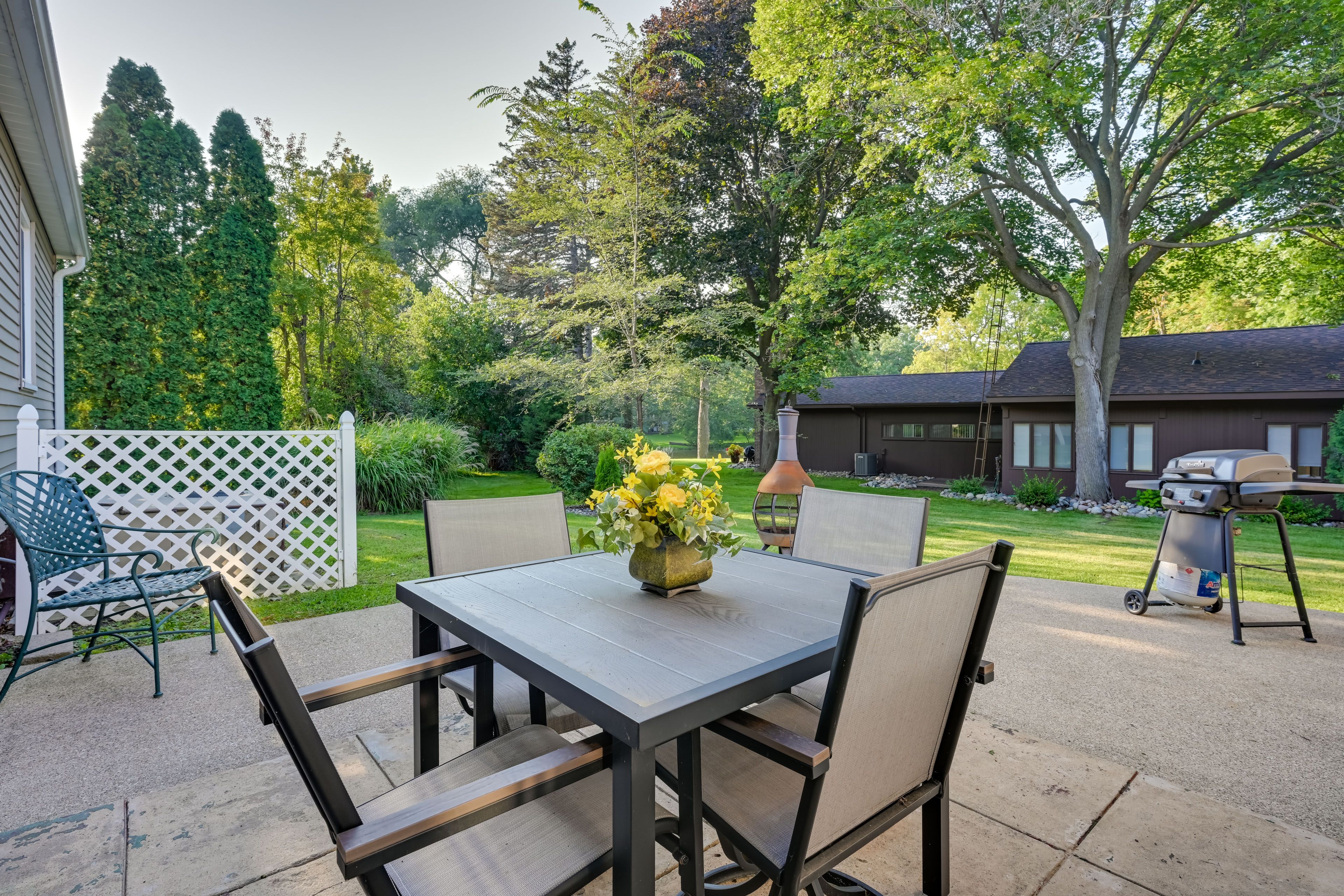 Patio | Chiminea
