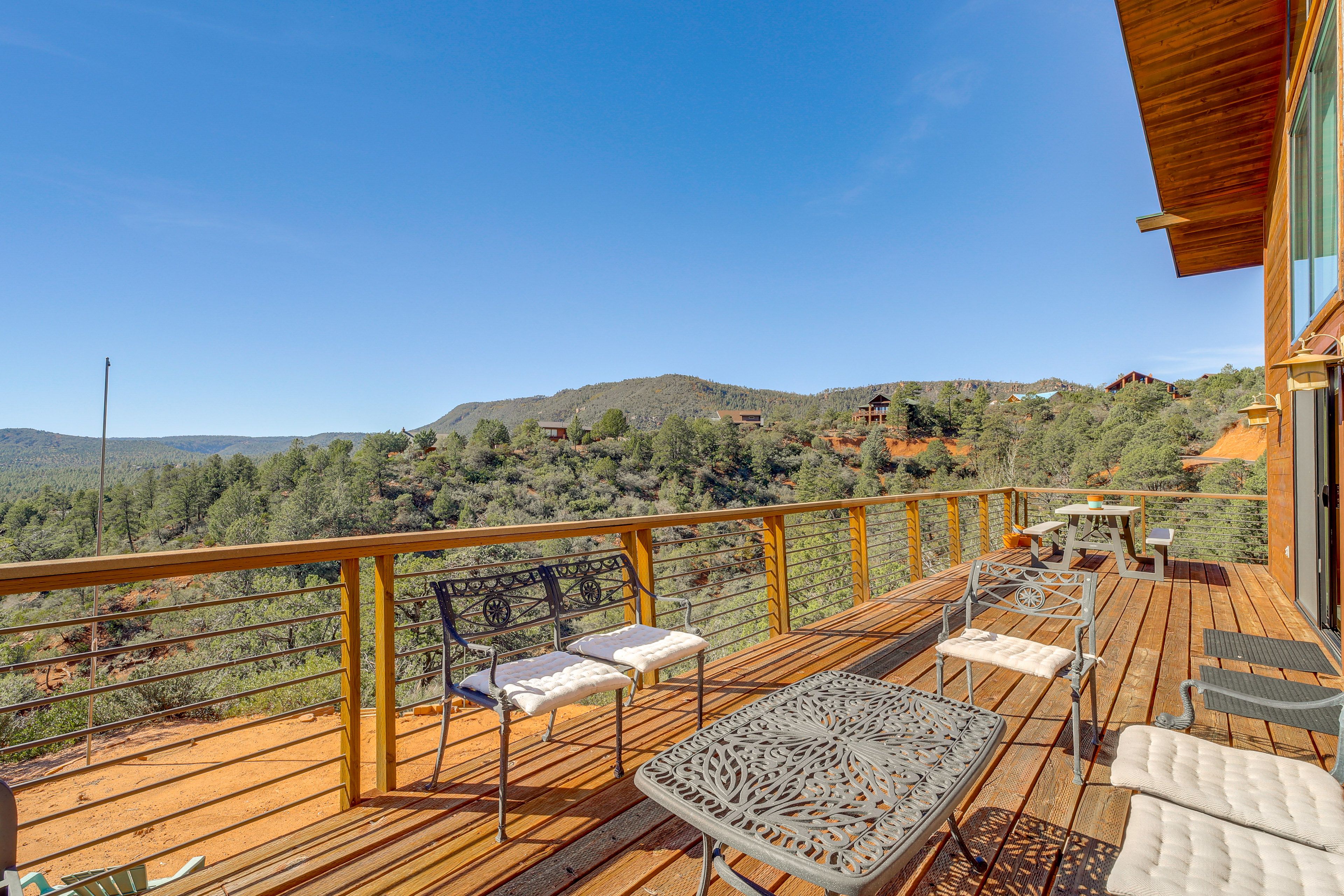 Pine Vacation Rental | 3BR | 3.5BA | 2,240 Sq Ft | Stairs Required