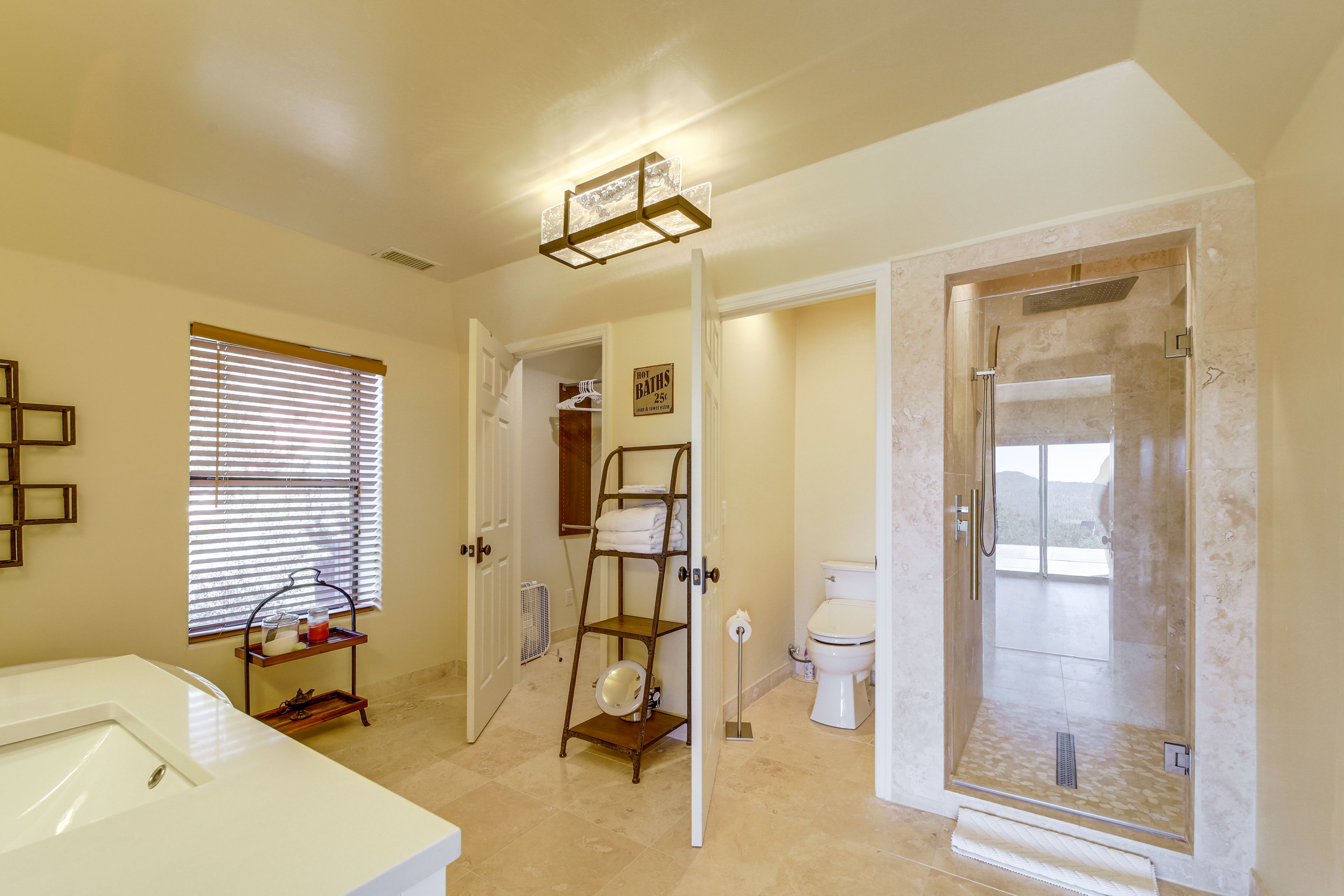 Full Bath | Towels | Hair Dryer | Main Level